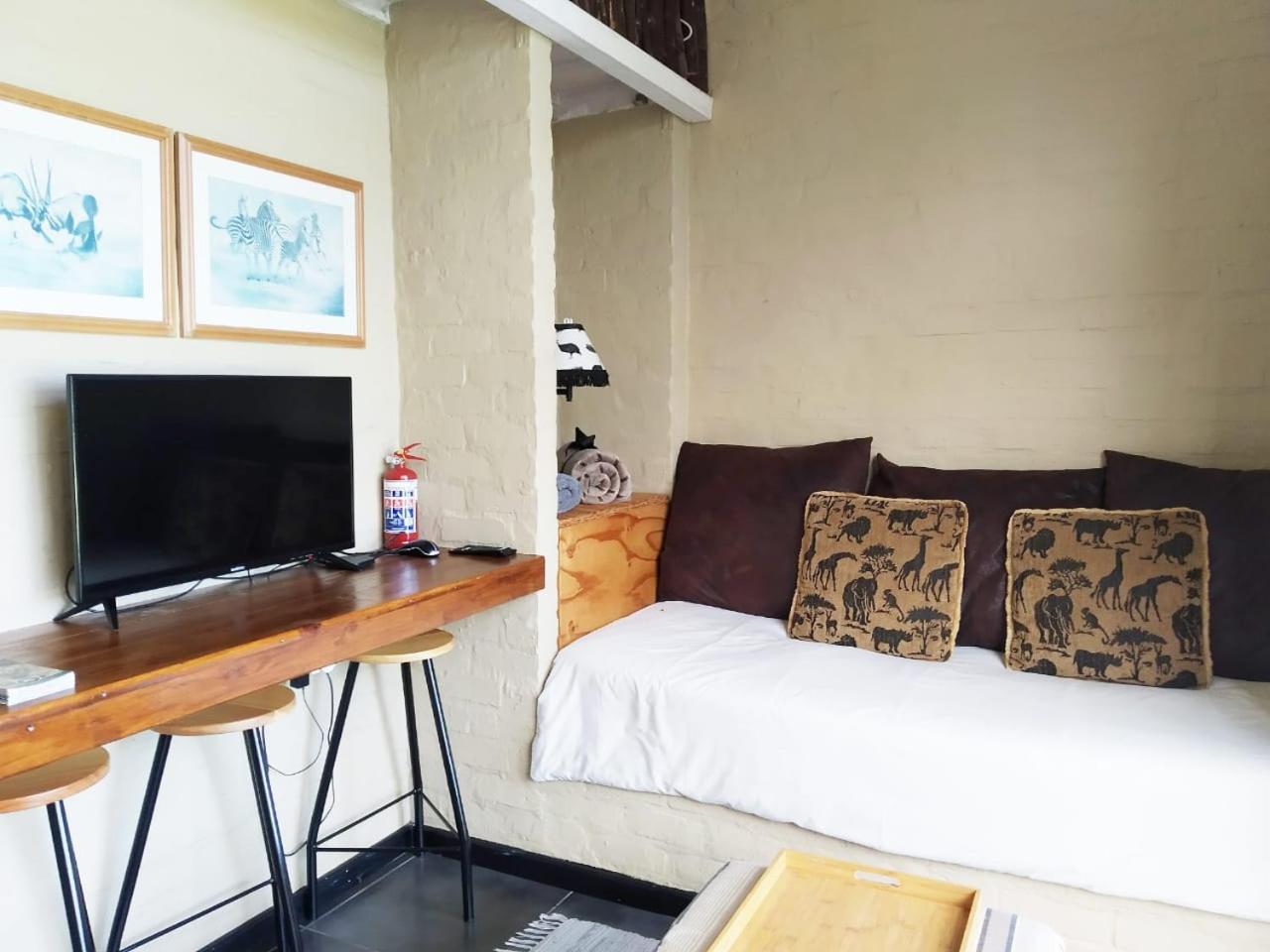 Green Hills Forest Lodge