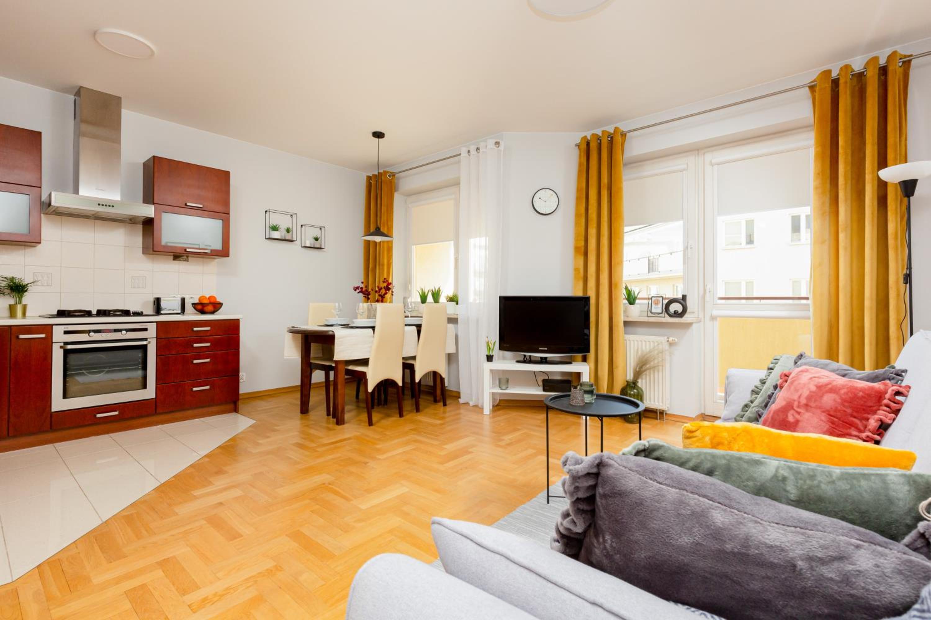 Mokotów Apartment Bluszczańska by Renters view 5