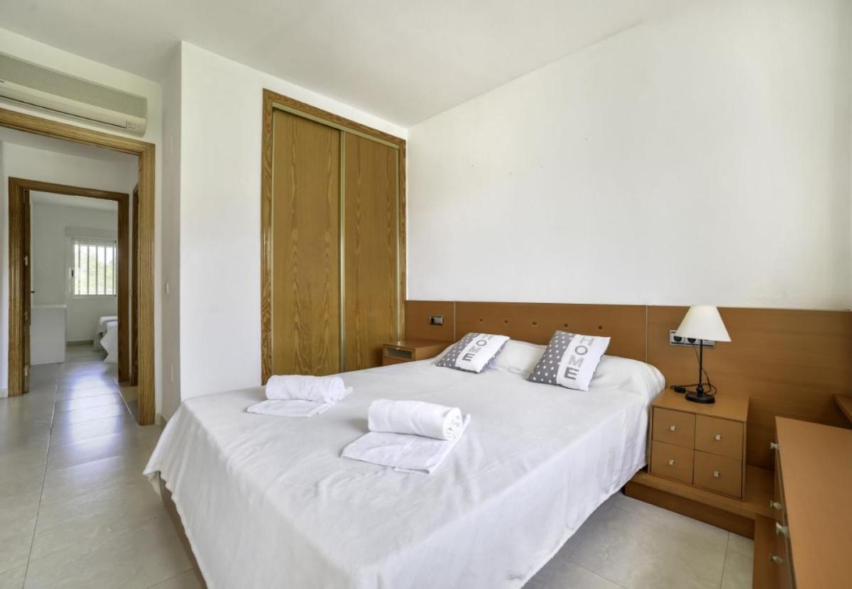 Residencia Partida Casanova (II-1º-5) photo 3