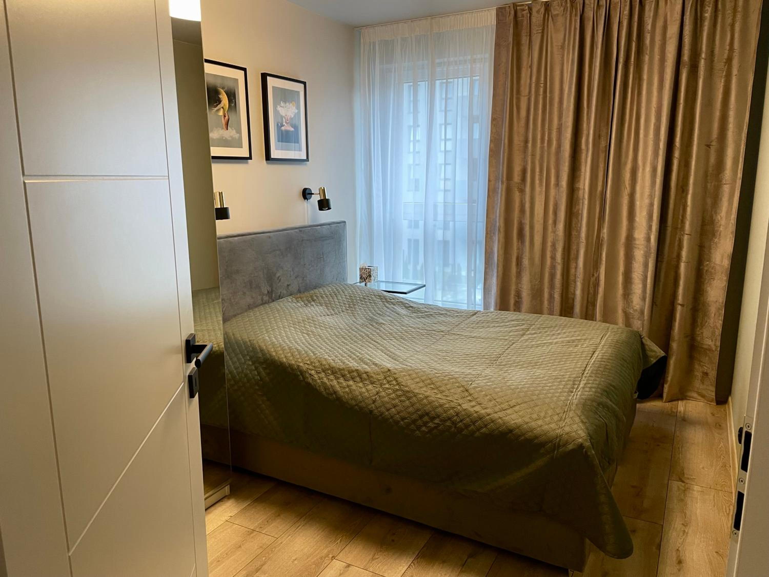 Uroczy Apartament 38 m2 Tychy, Śląskie Ogrody view 3