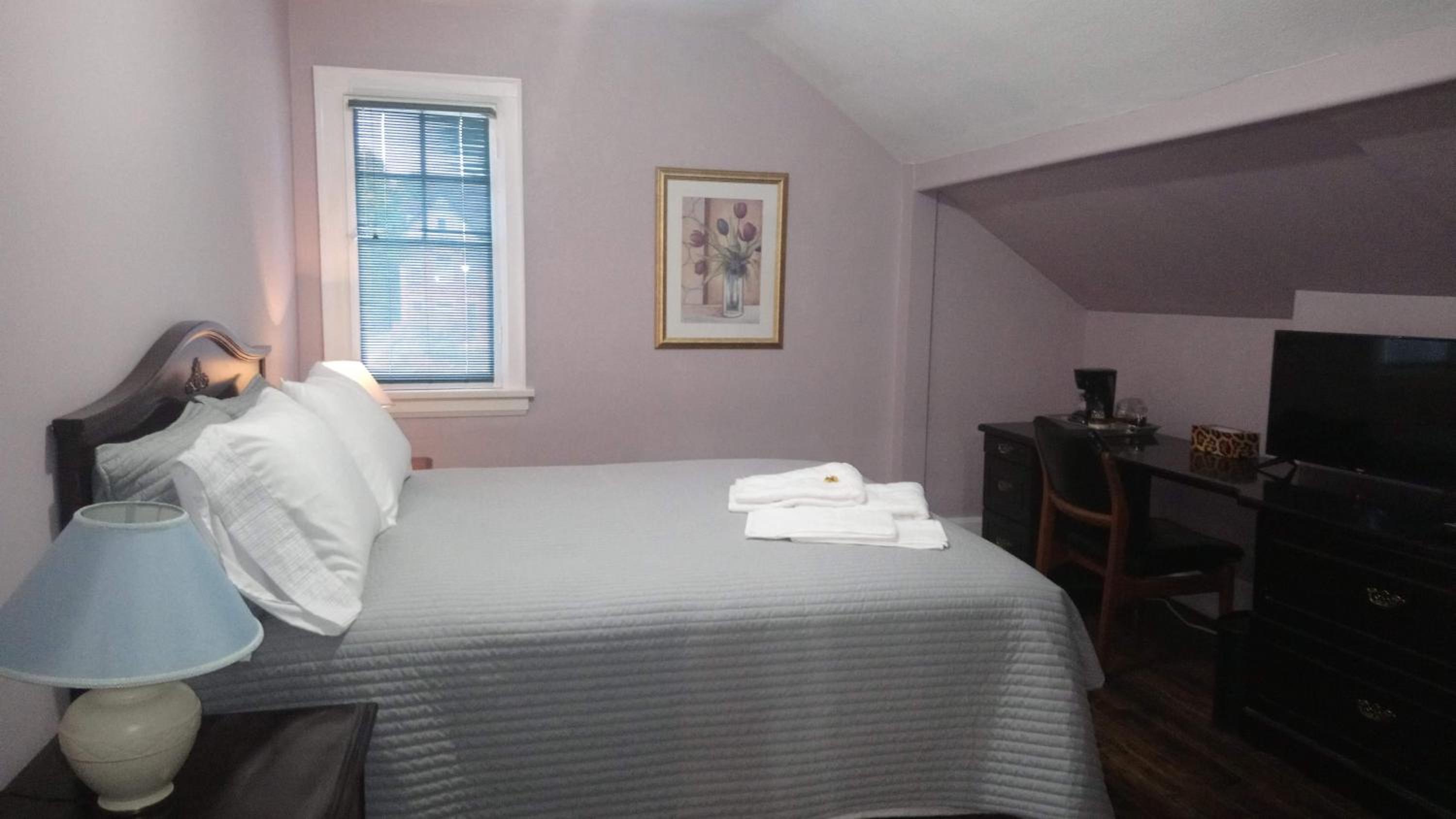 Blue Spruce Bed and Breakfast Muskoka
