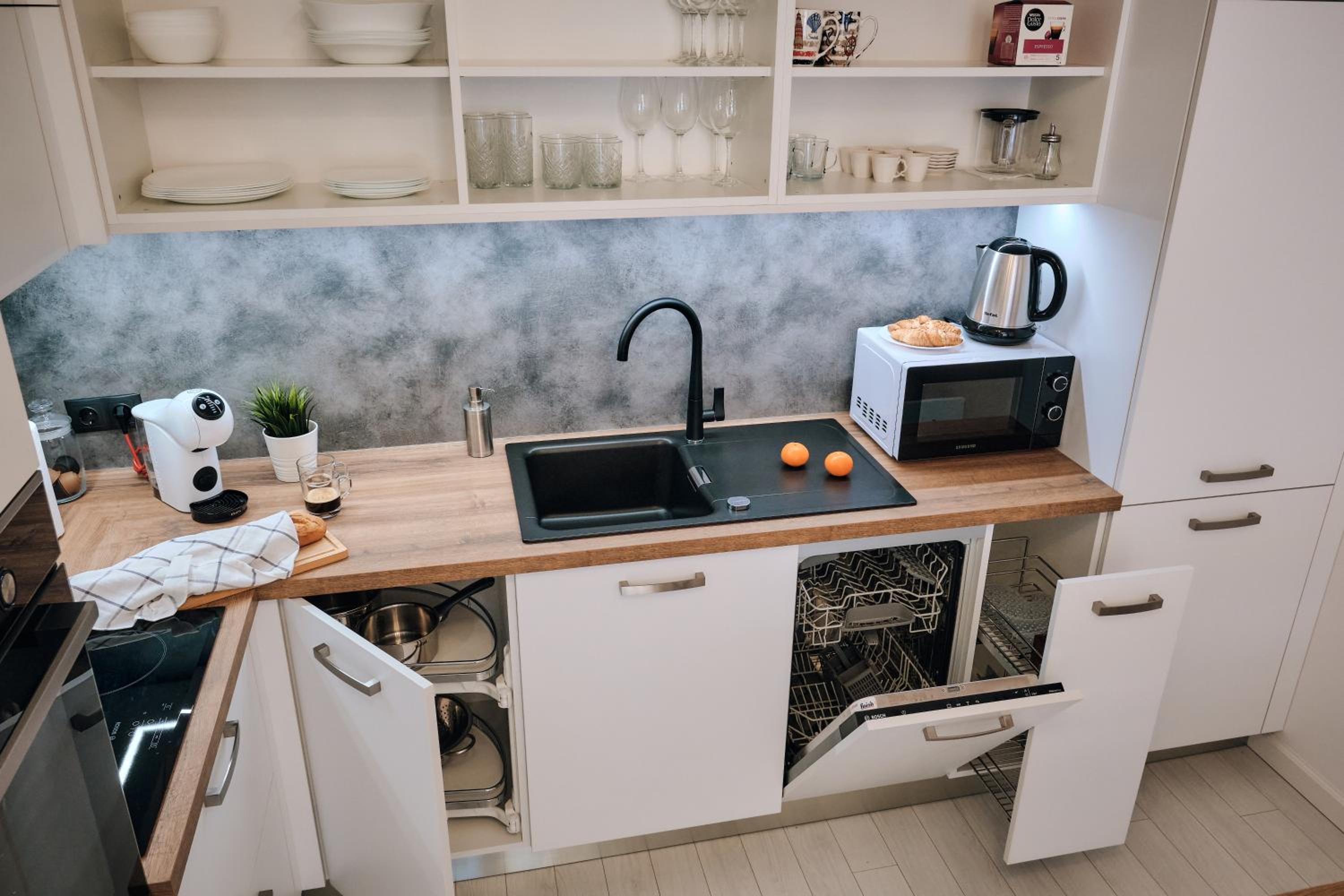 Premium center apartment in Grand Karavel