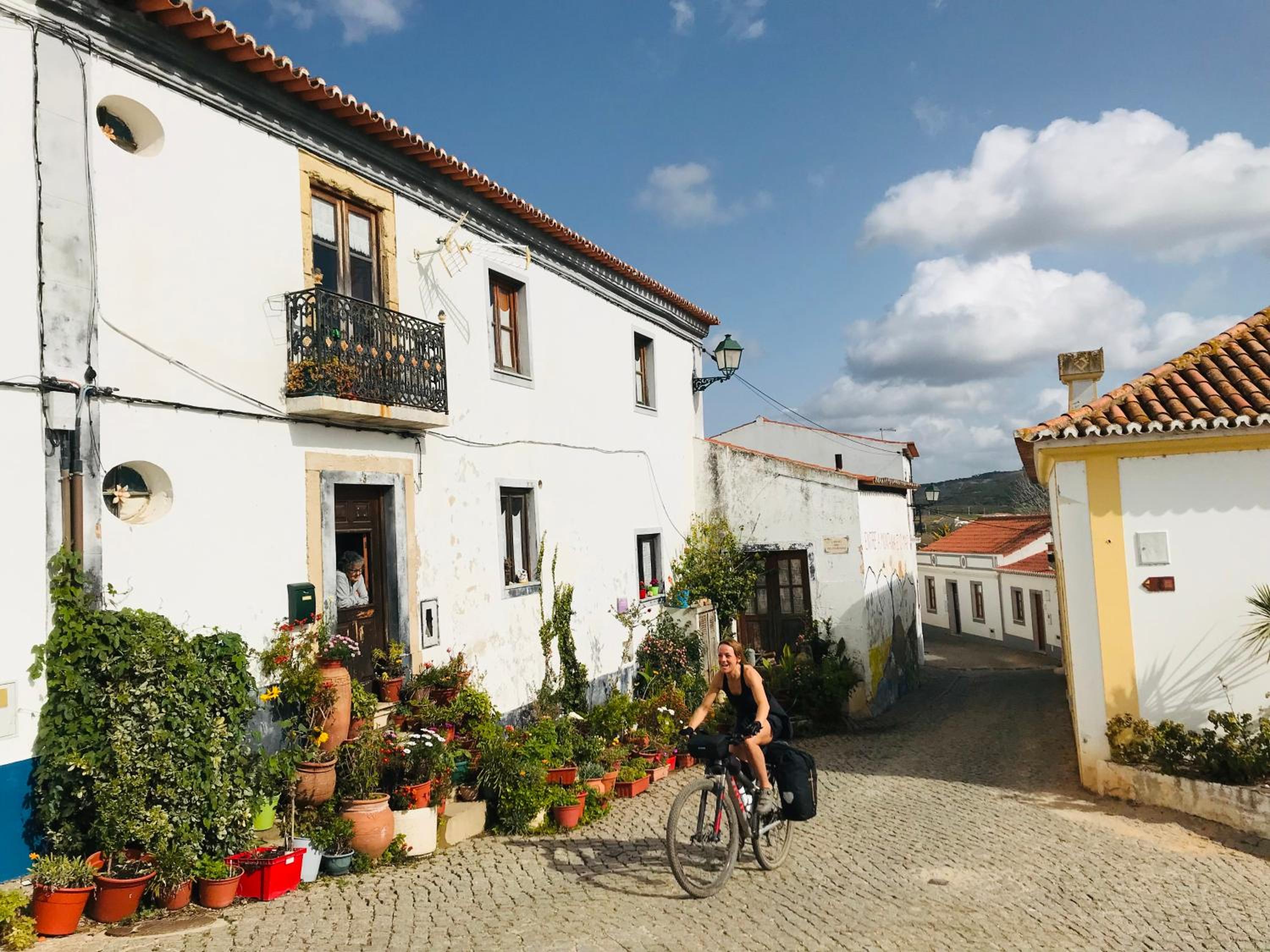 Casinha Da Cabra, Casas Do Poente