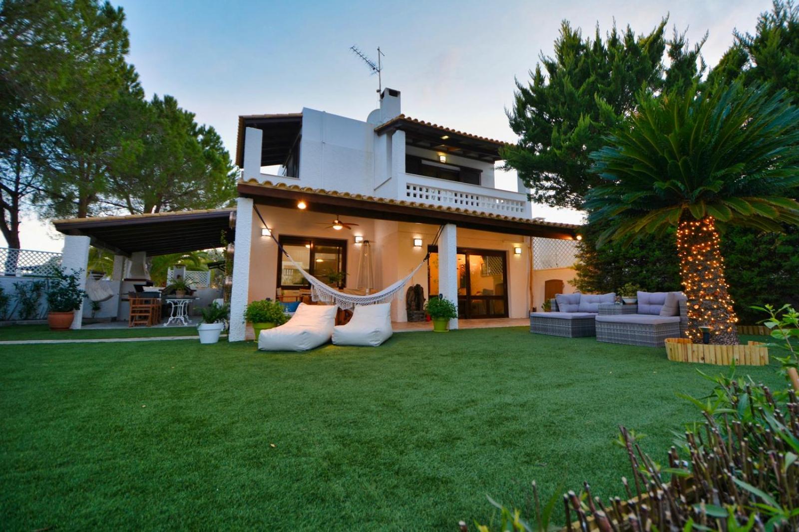 Villasonboard Dock Villa 3 Bed, 3 Bath, Canal, Greek Venice Porto Hydra