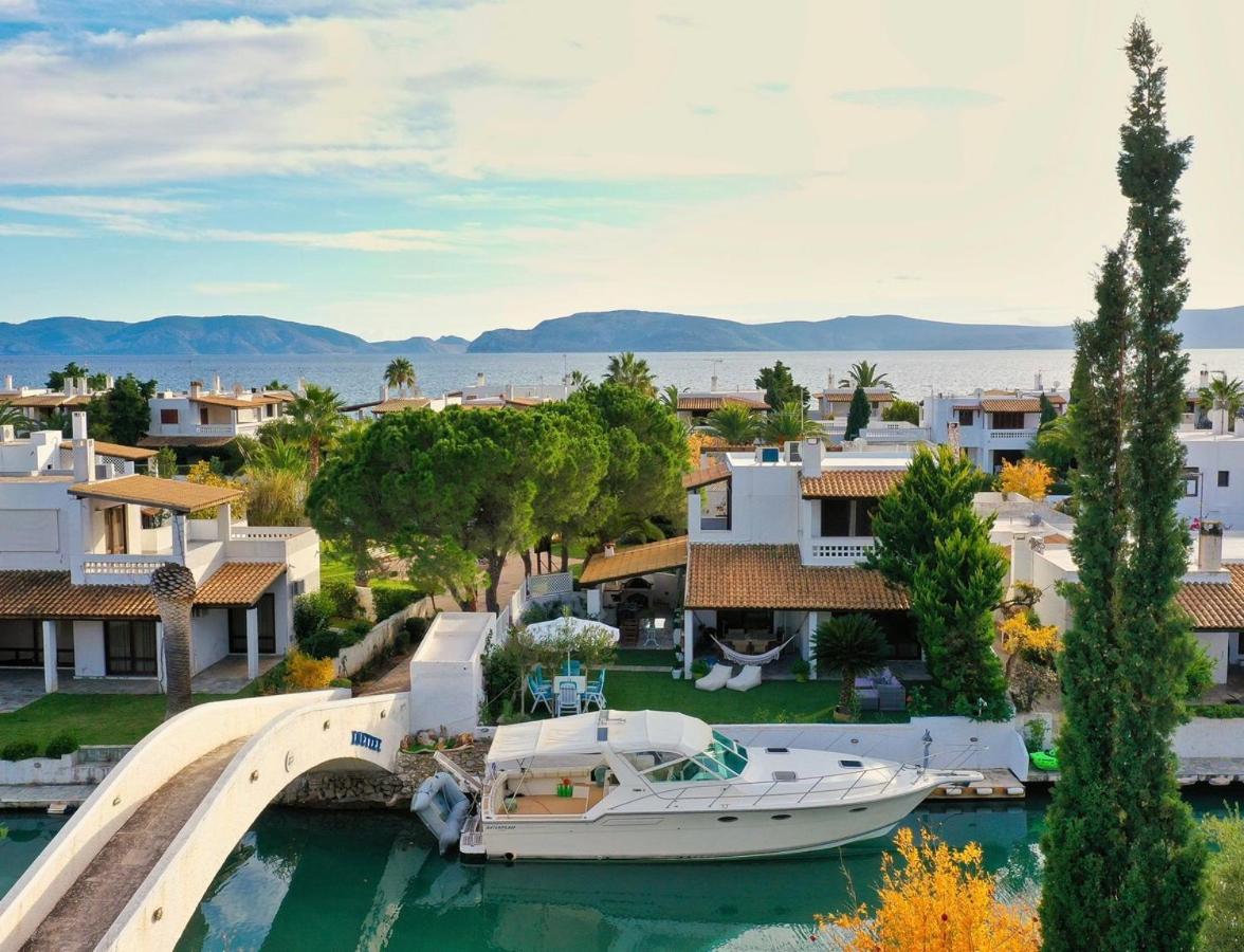 Villasonboard Dock Villa 3 Bed, 3 Bath, Canal, Greek Venice Porto Hydra