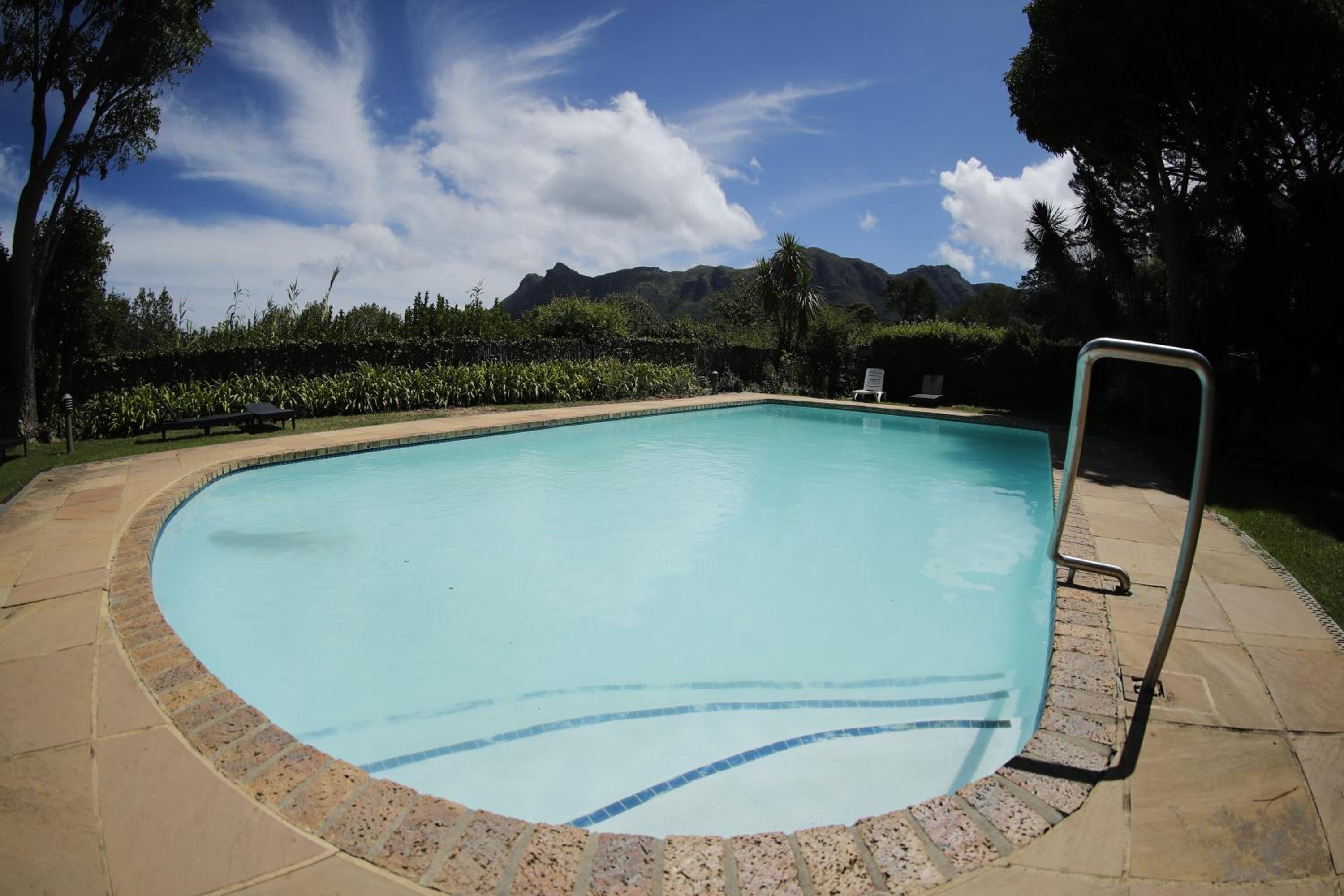 Strelitzia Cottage view 5