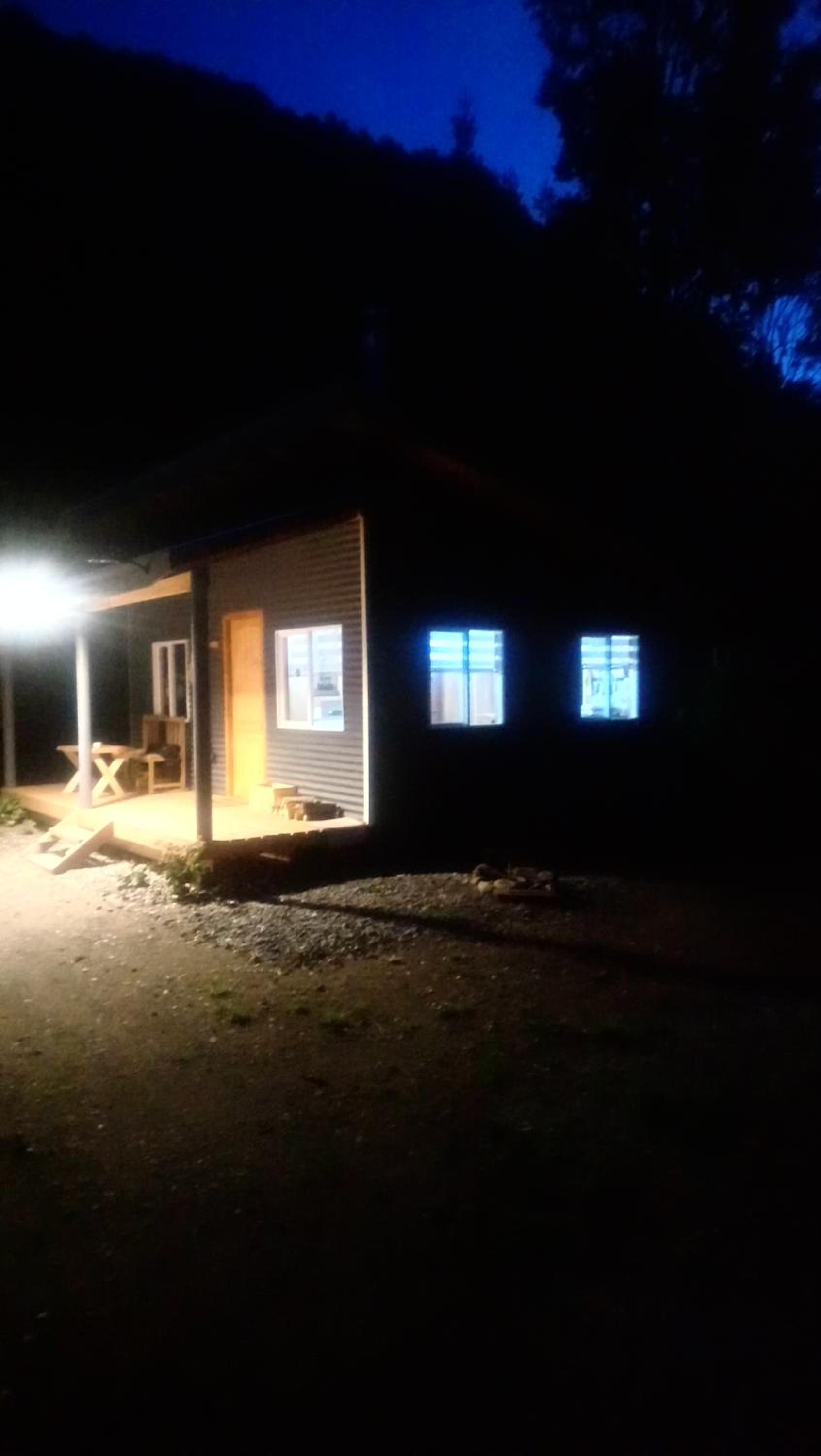 Cabañita Sustentable El Este Cochamó