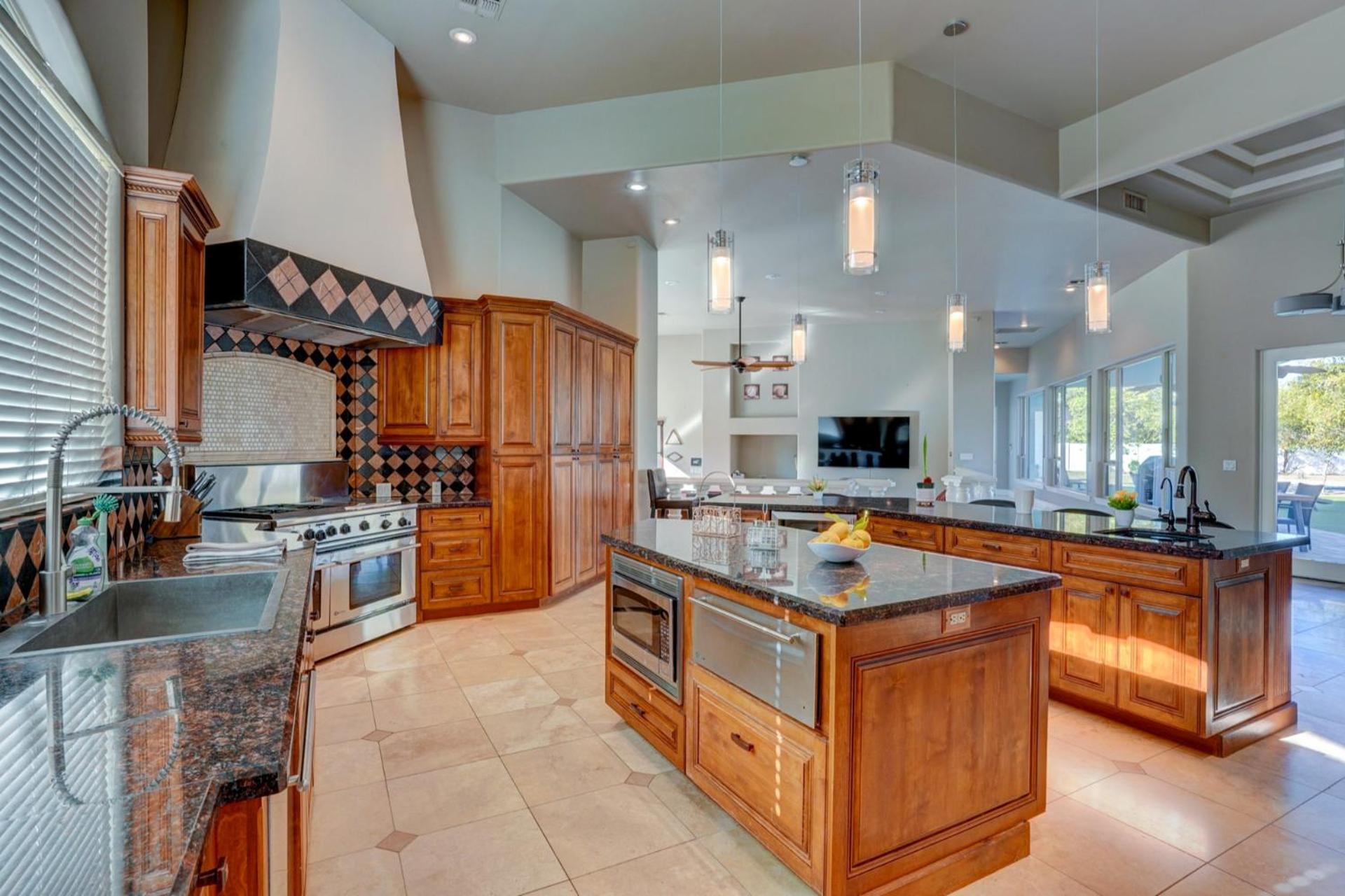 Villa del Sol, Amazing House by Kivoya view 3