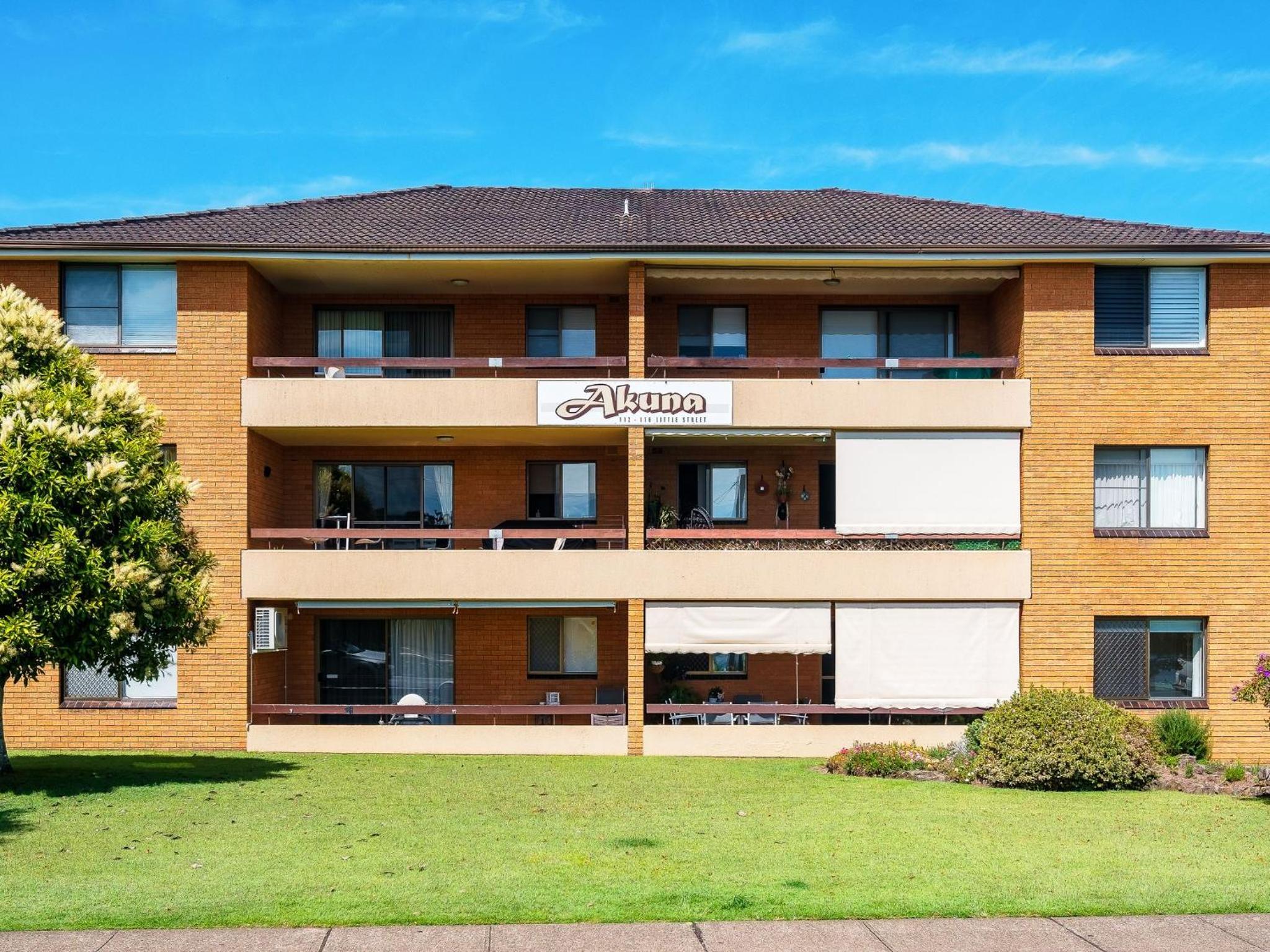 Akuna 3 ground floor opposite Wallis lake