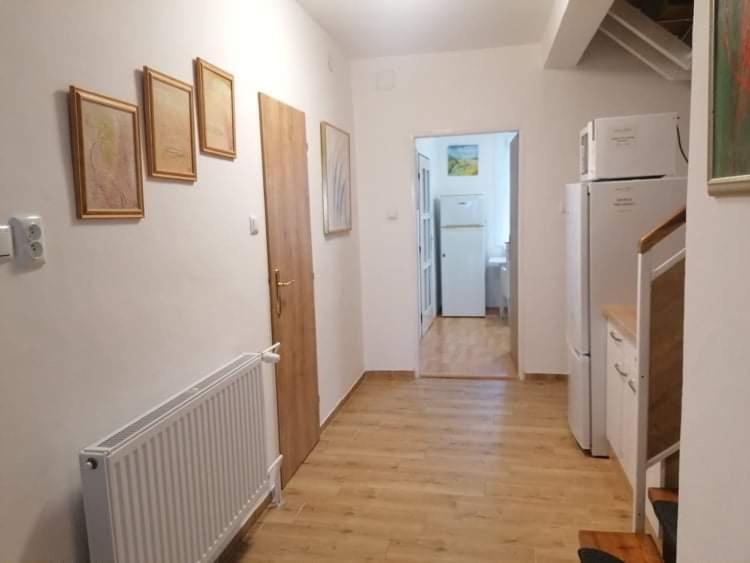 Photo 49