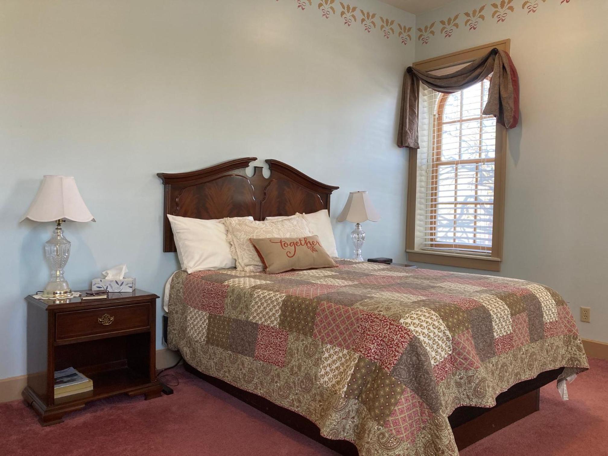 Oak Valley Inn and Suites