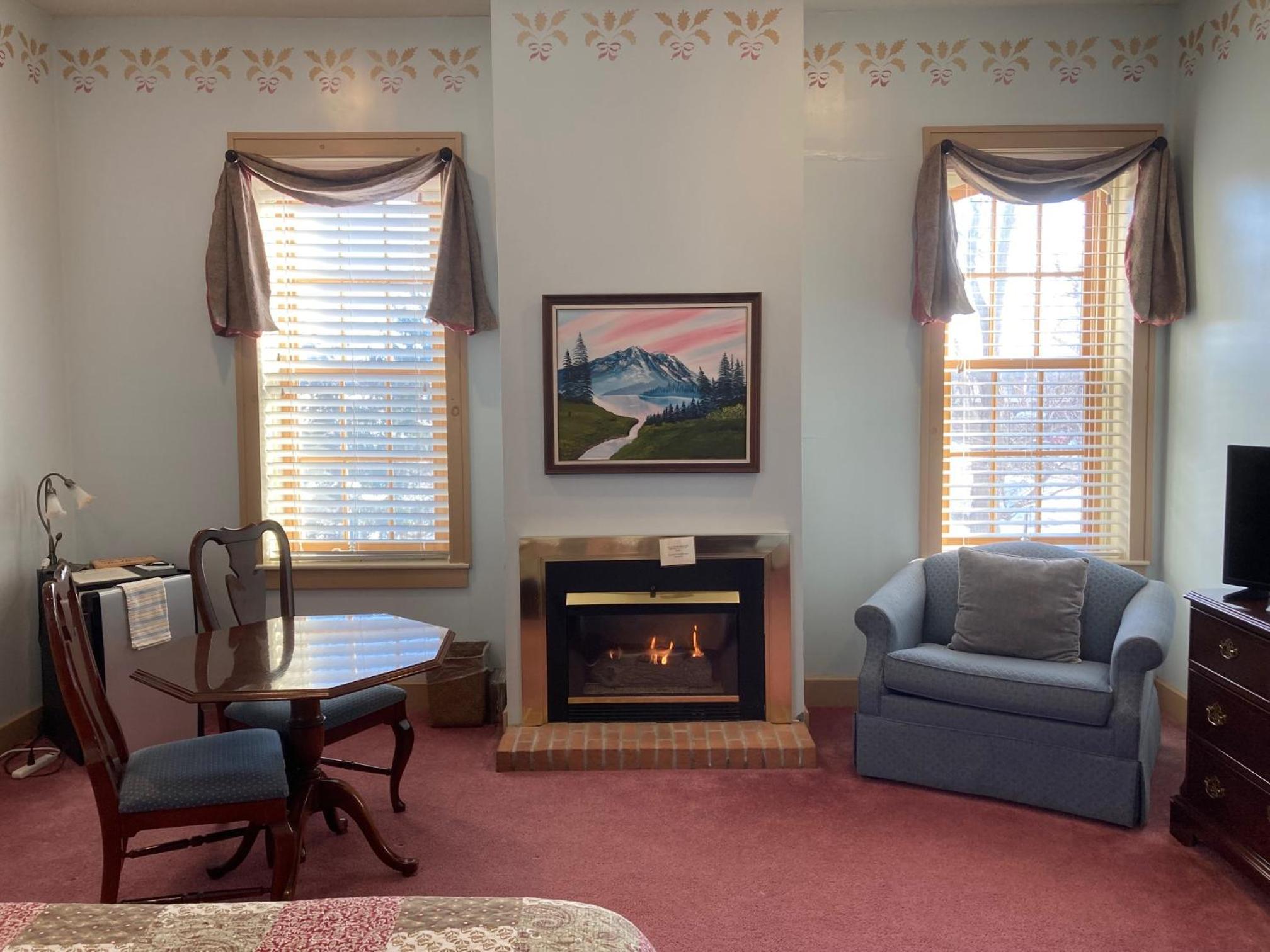 Oak Valley Inn and Suites