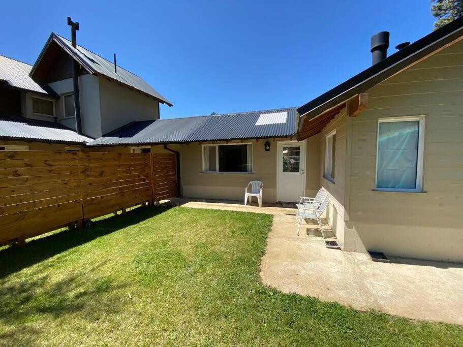 Casa anexa con entrada independiente y parrilla