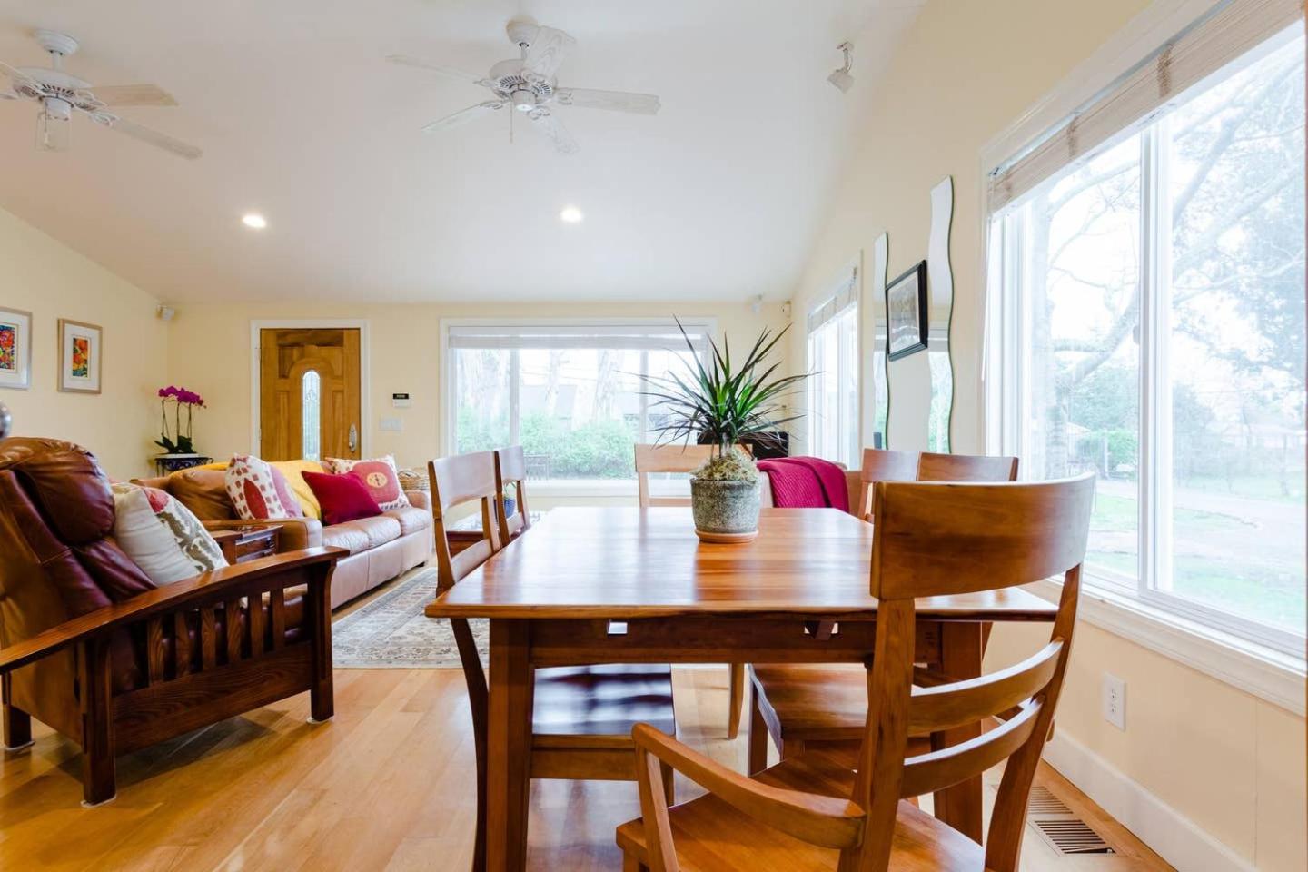 Sonoma Wine Country Bungalow - Property Image 17