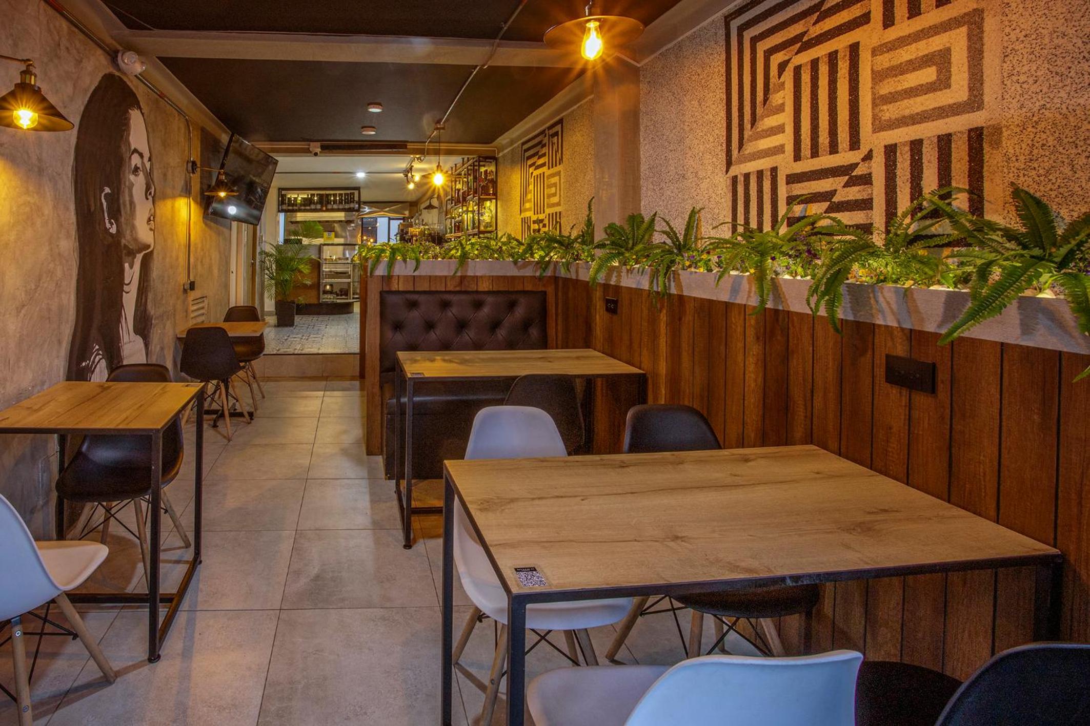 Urbano Luxury Hotel
