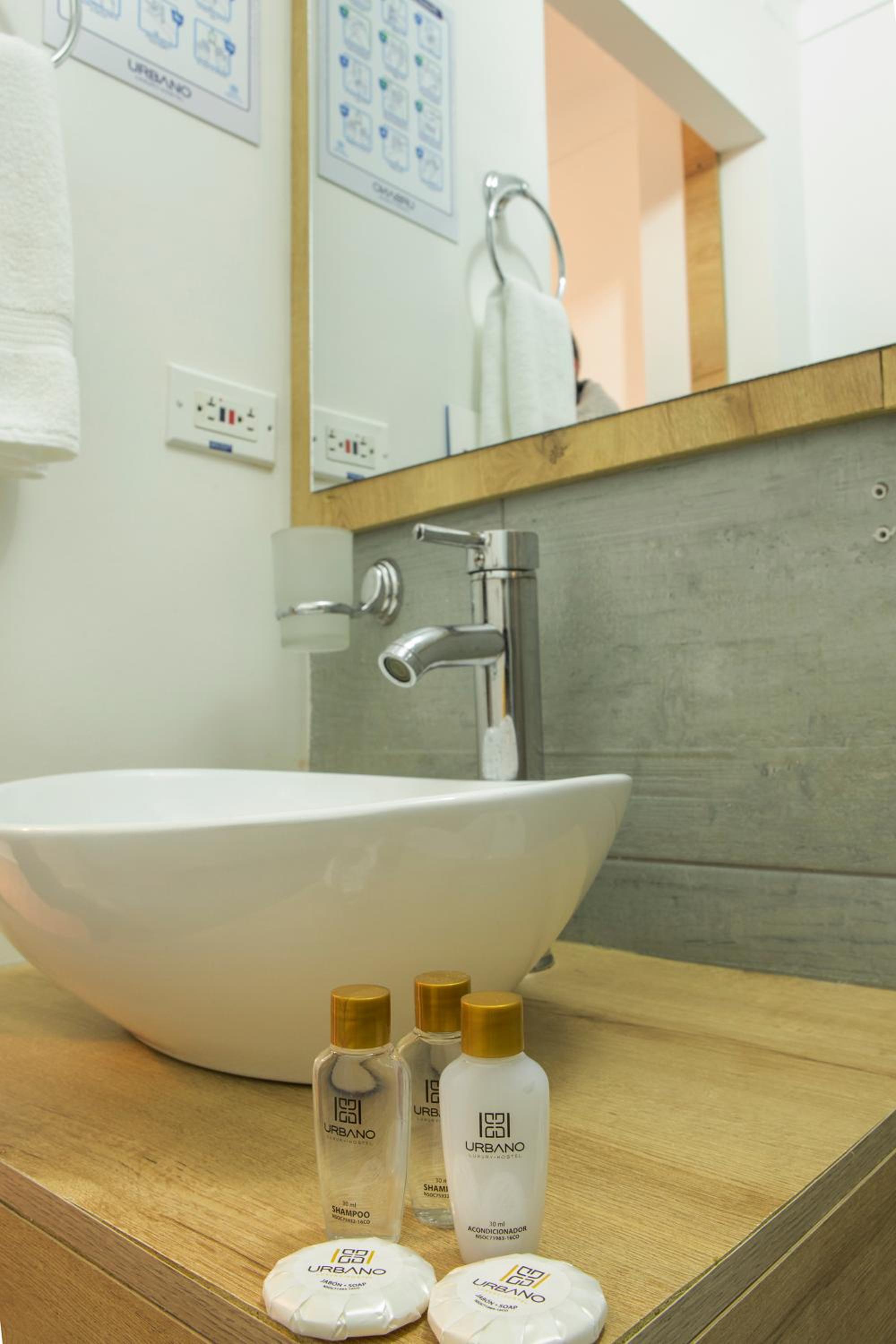 Urbano Luxury Hotel