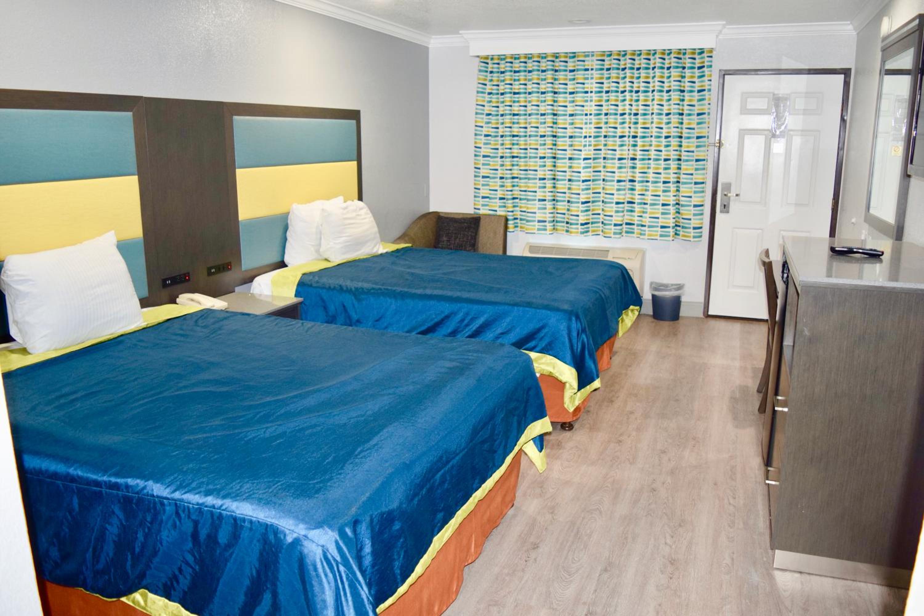 Budget Inn - Property Image 12