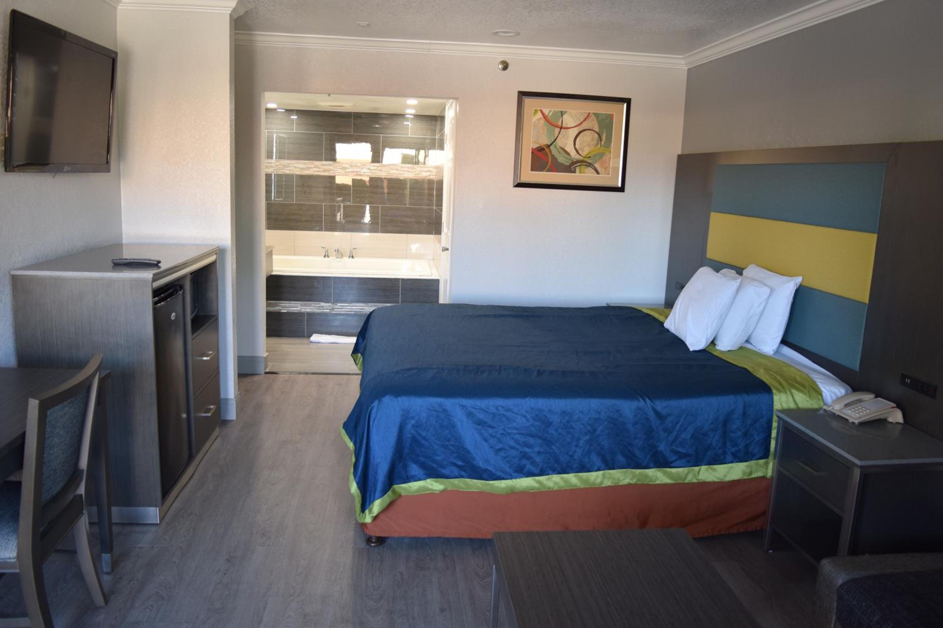 Budget Inn - Property Image 19