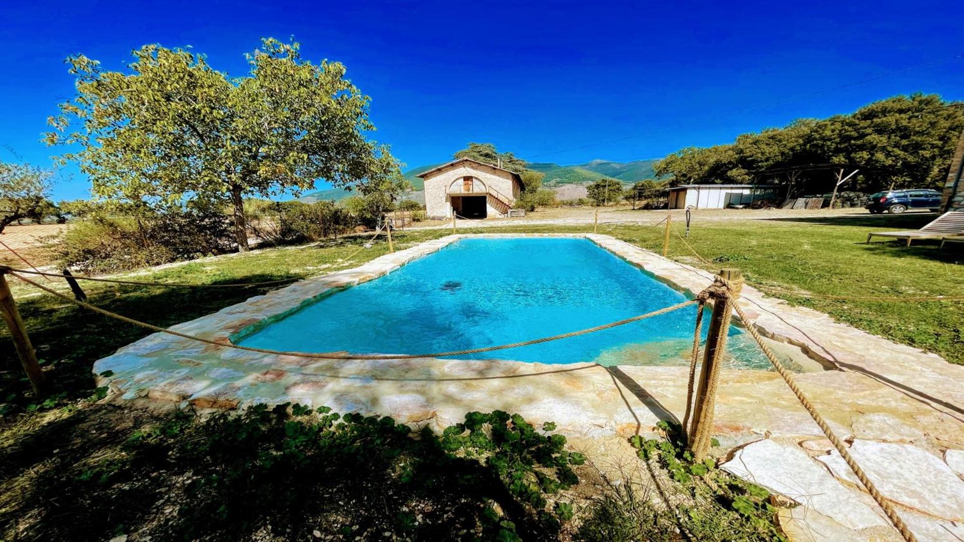 Exclusive Pool-open All Year-spoleto Biofarm-slps 8-village shops, bar1 km 6 view 5