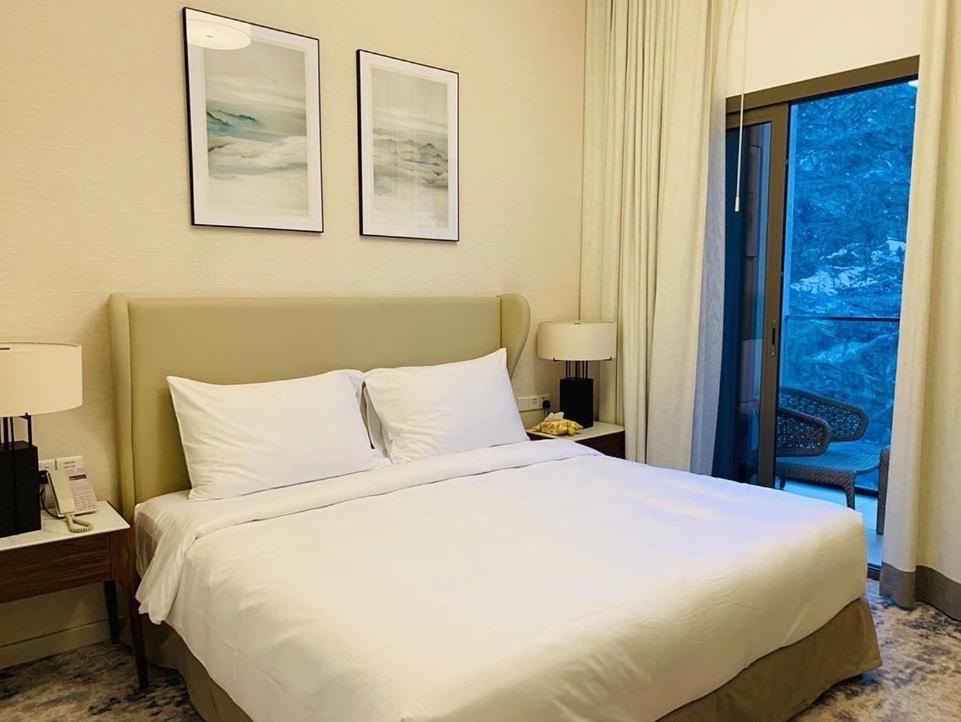 luxury sea view Address Hotel apartment Fujairah