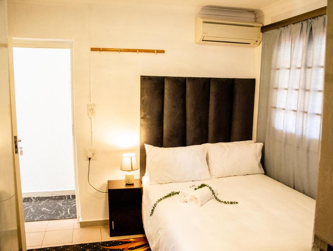 Erima Lodge