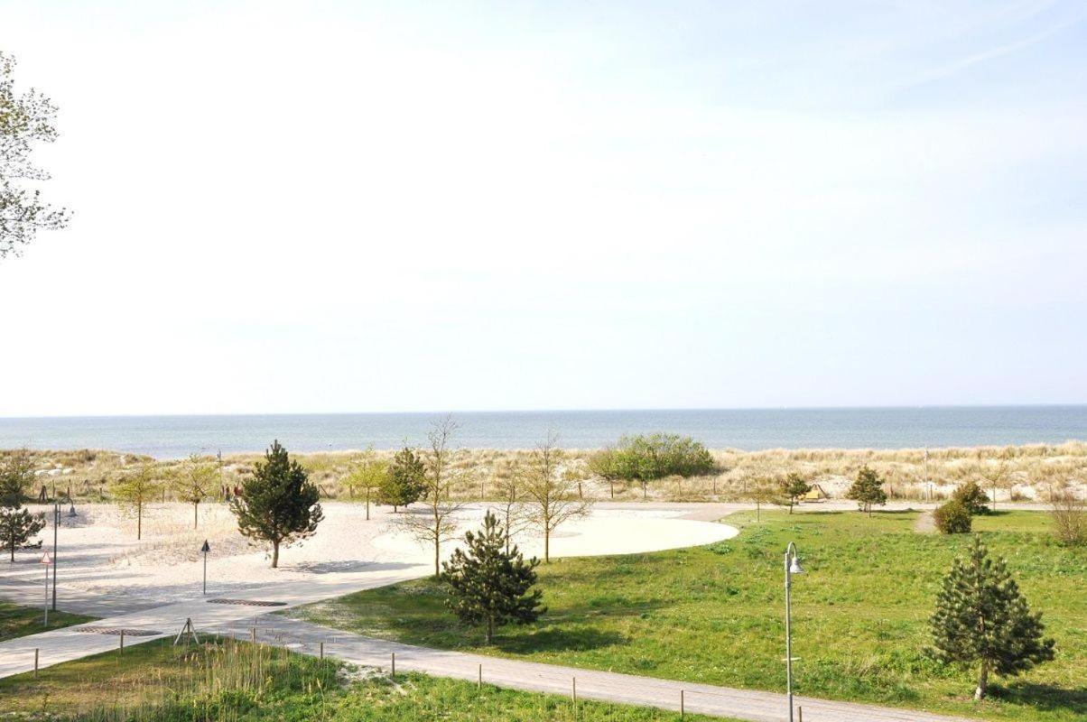 Duenenpark-Heiligenhafen-Haus-Meerduene-Wohnung-Deck-8