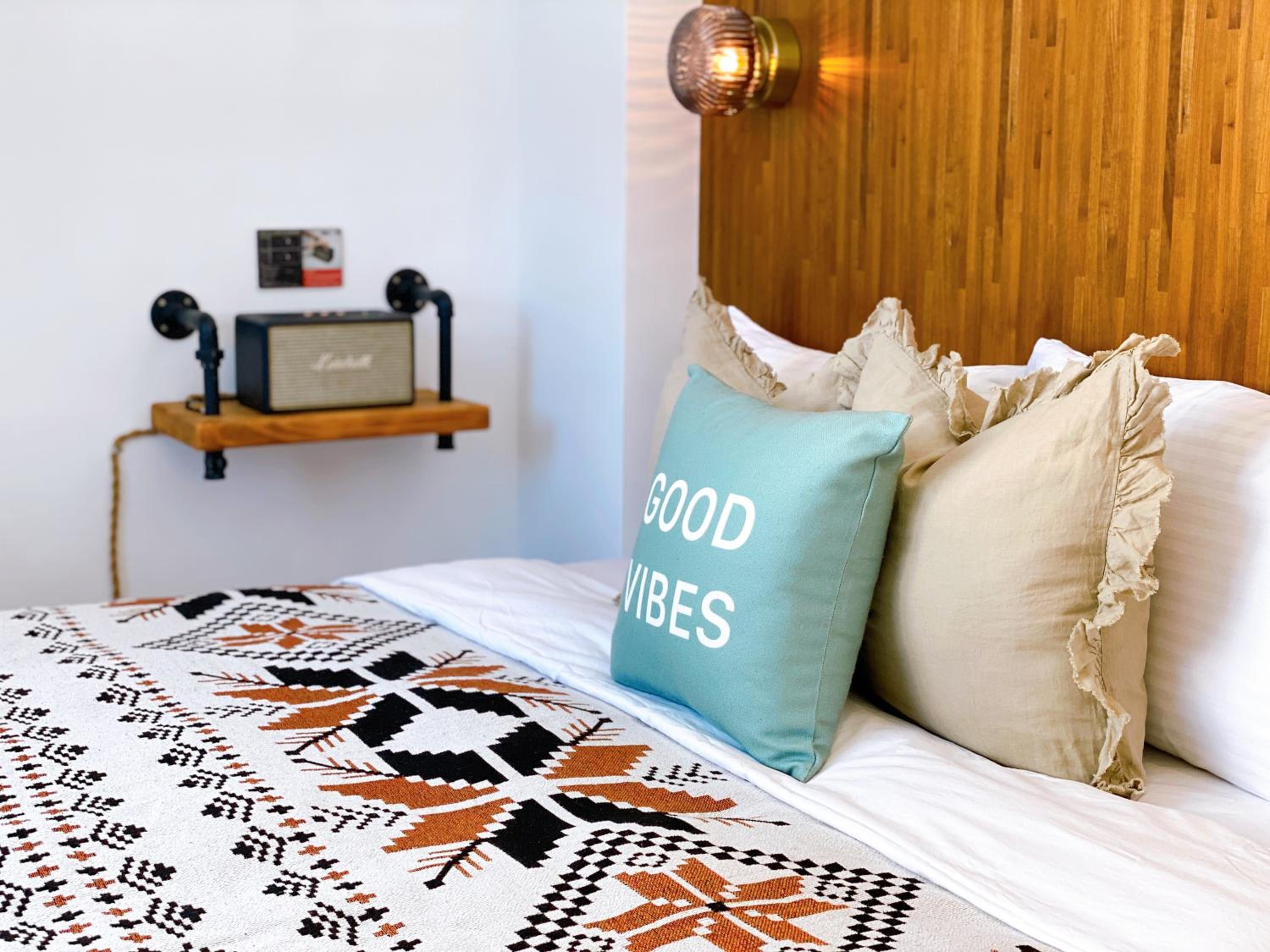 Minimi Inn-Sailrock Beach House