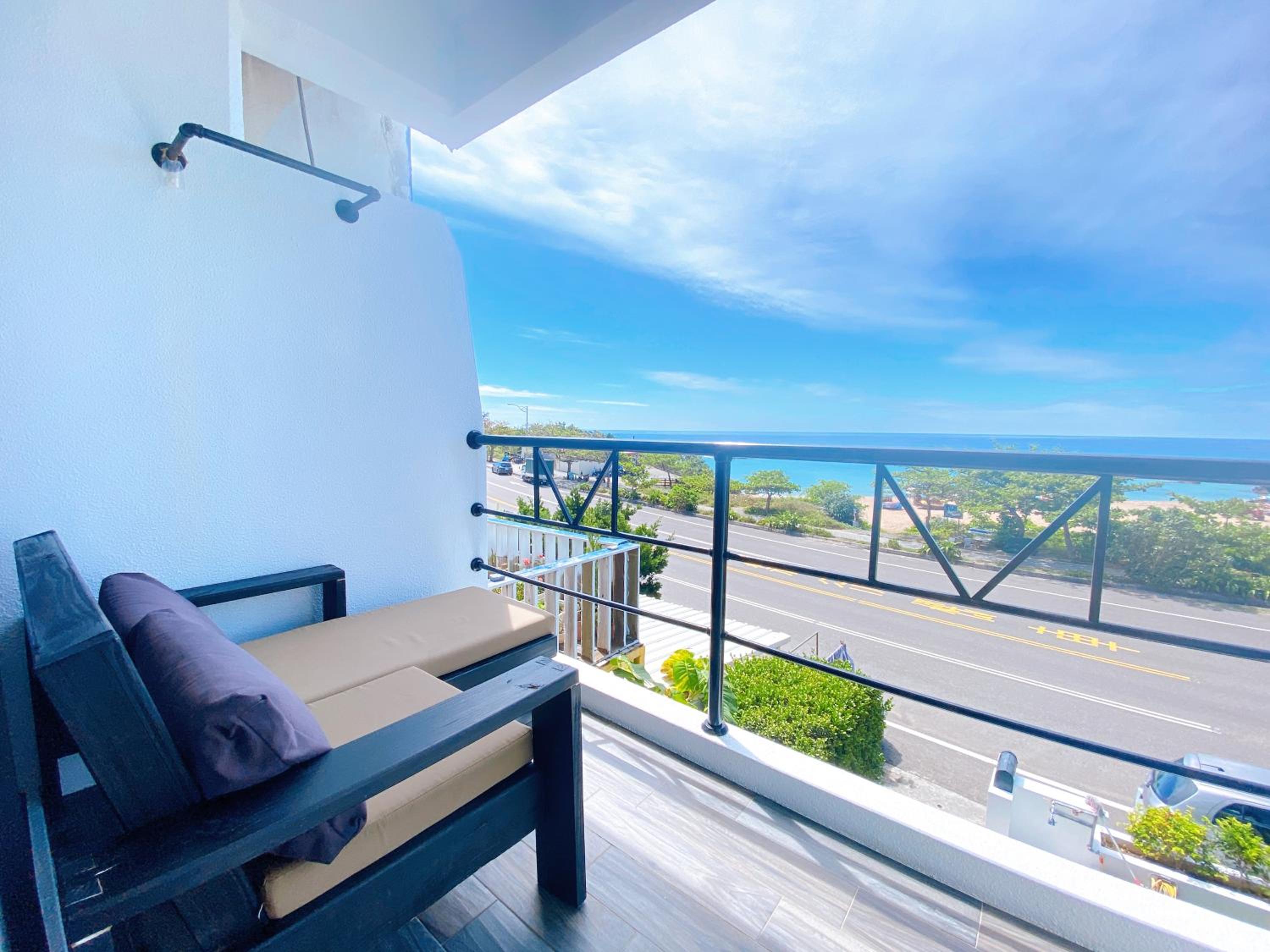 Minimi Inn-Sailrock Beach House