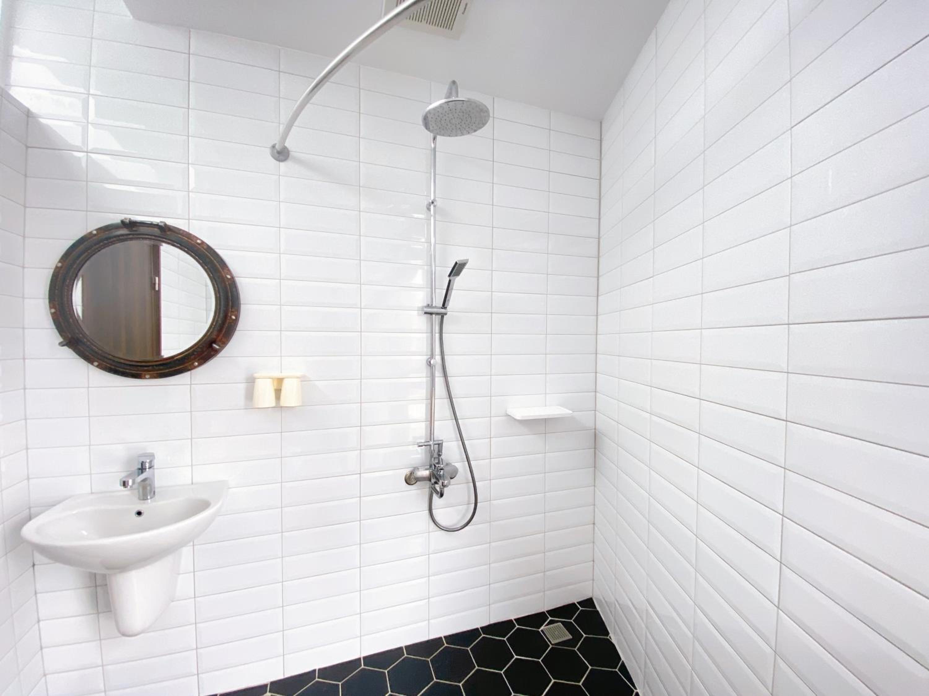 Minimi Inn-Sailrock Beach House