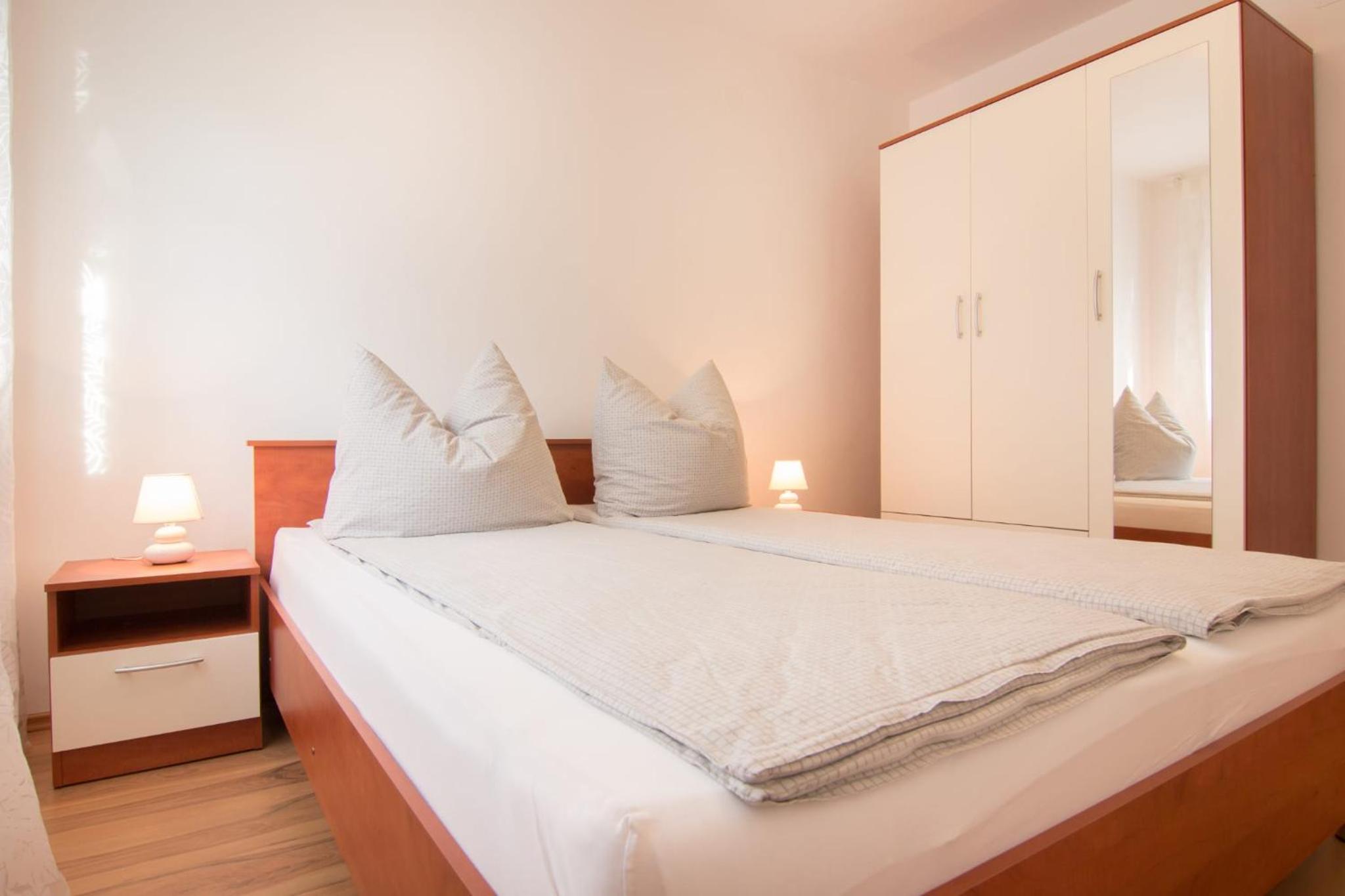 Apartments Jela 2124 view 4