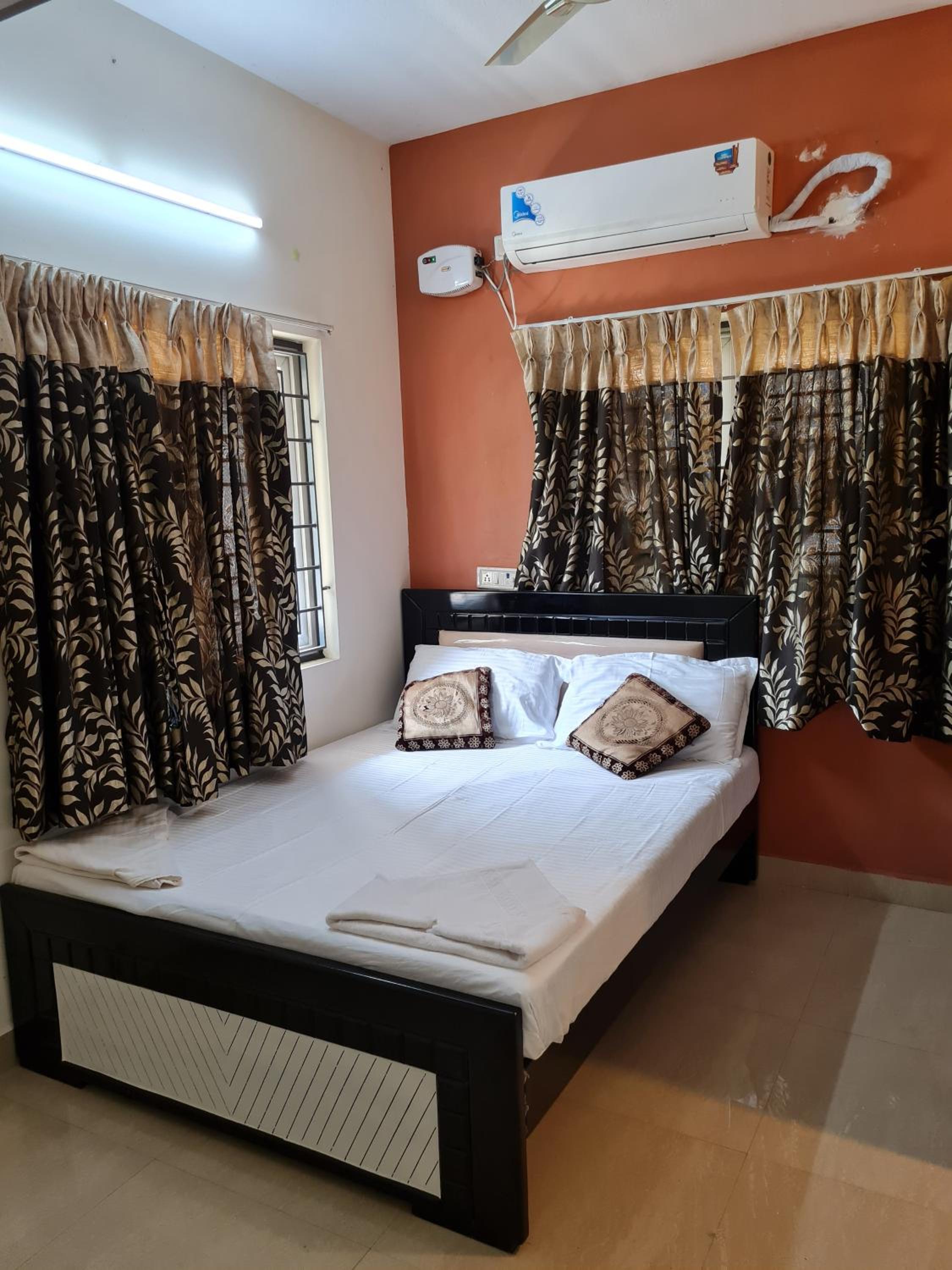 S4 Sruthi Service Apartments view 5