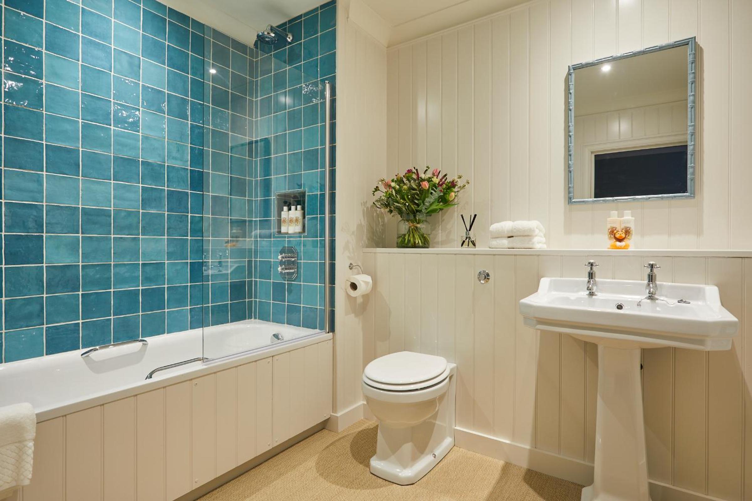 Newbury Vacations - The Retreat, Elcot Park - Property Image 20