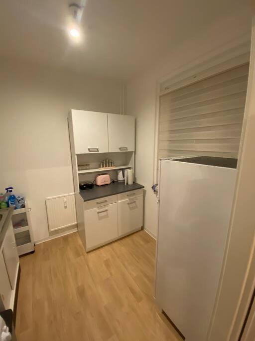 Gemütliche Wohnung mit Smart-TV und großem Balkon