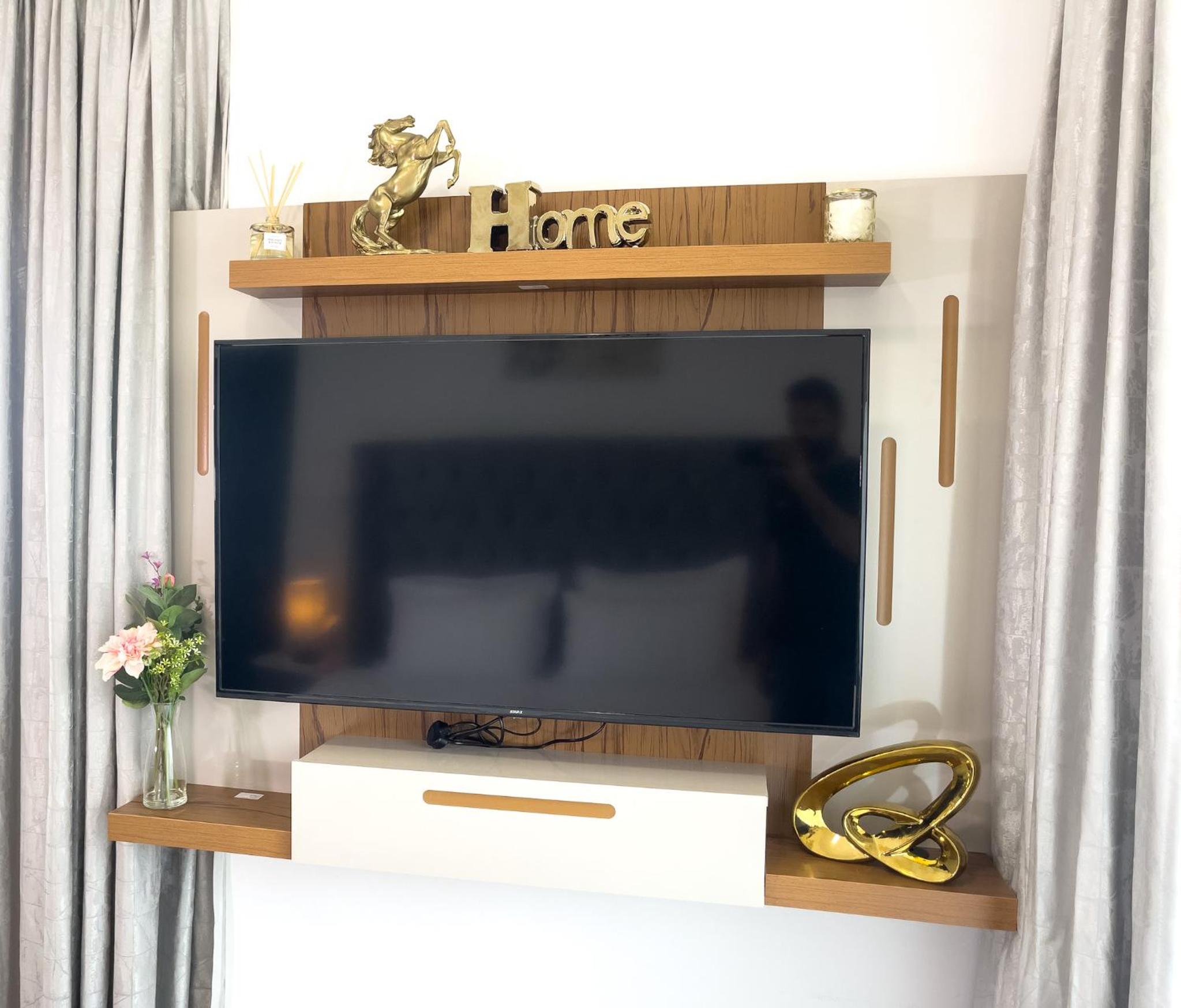 Luxury Room with Marina view close to JBR Beach and Metro with Shared Kitchen