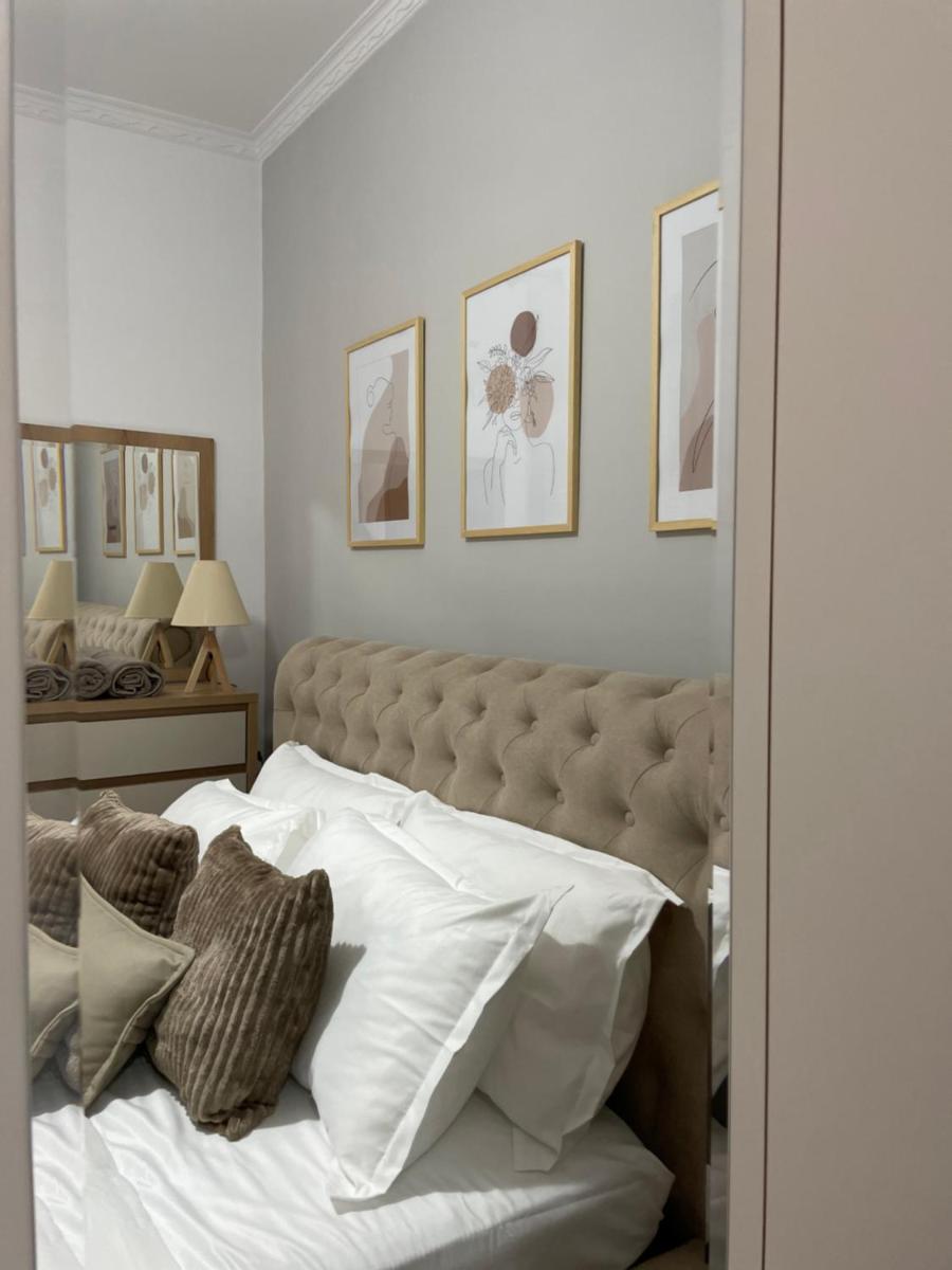 The Sunset Apartment