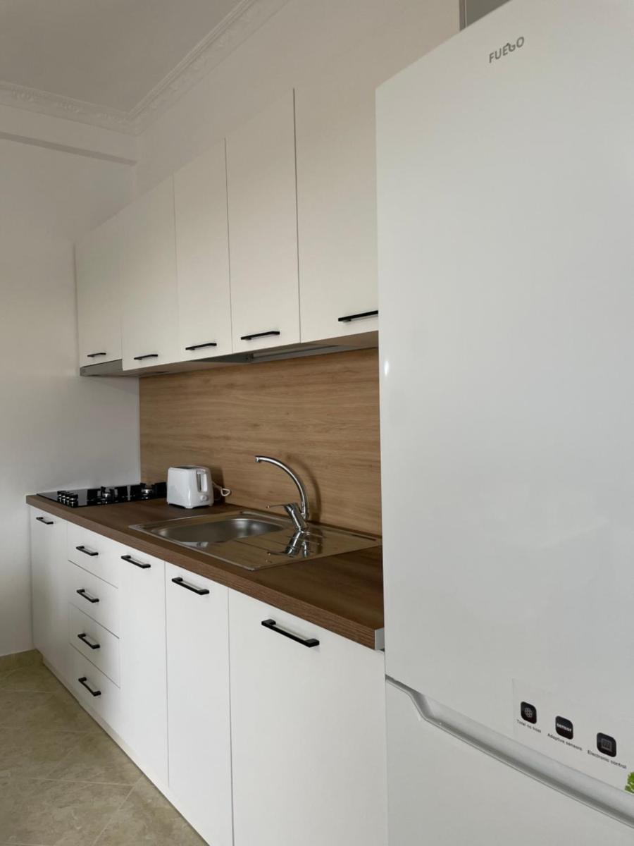The Sunset Apartment