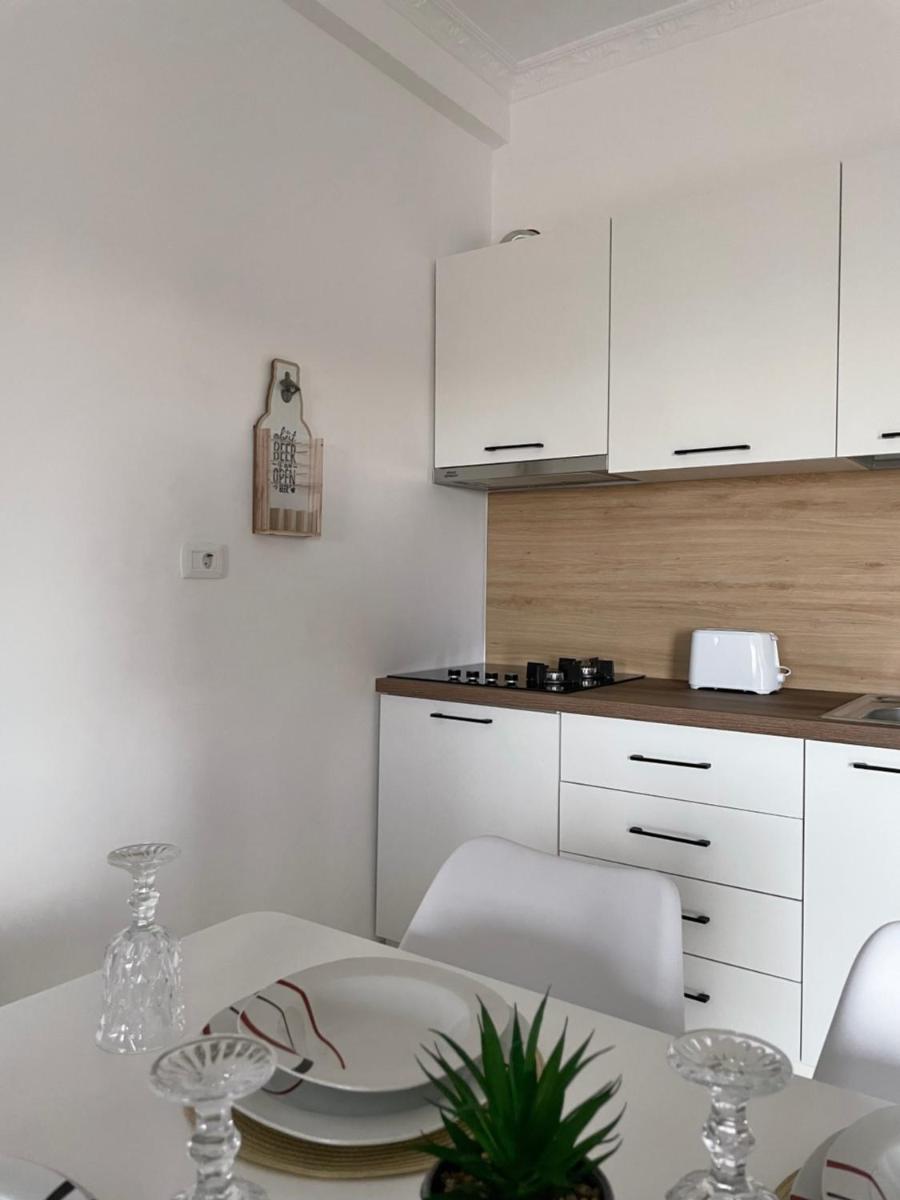 The Sunset Apartment