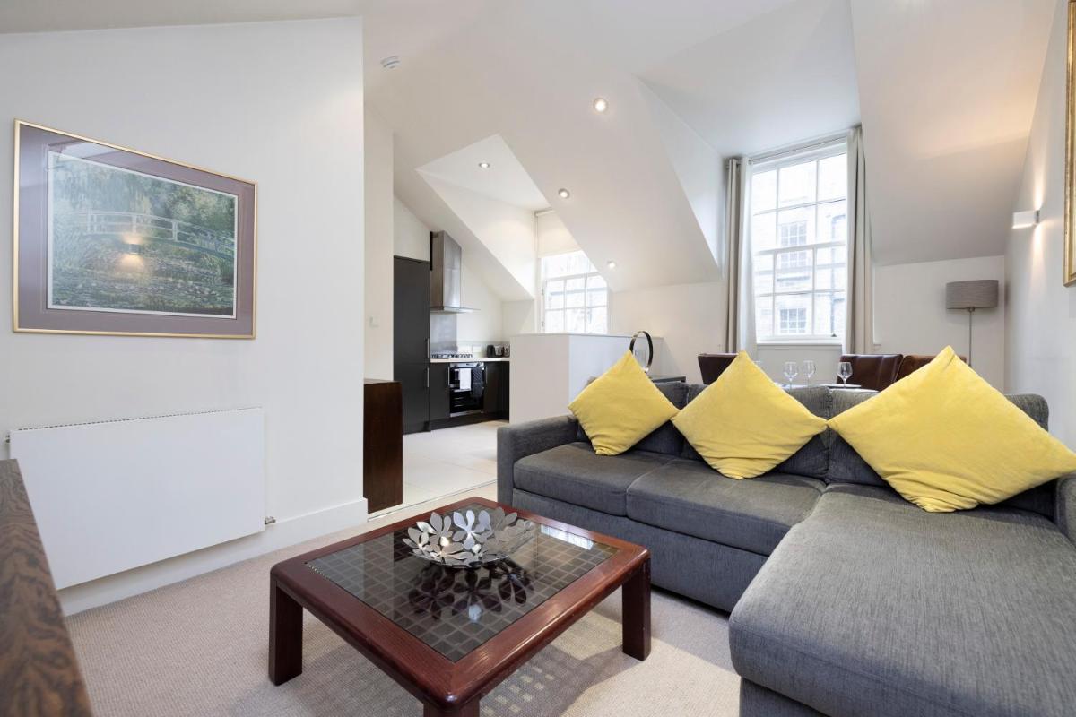 ALTIDO Contemporary and Vibrant 1BR flat near Princes Street view 3
