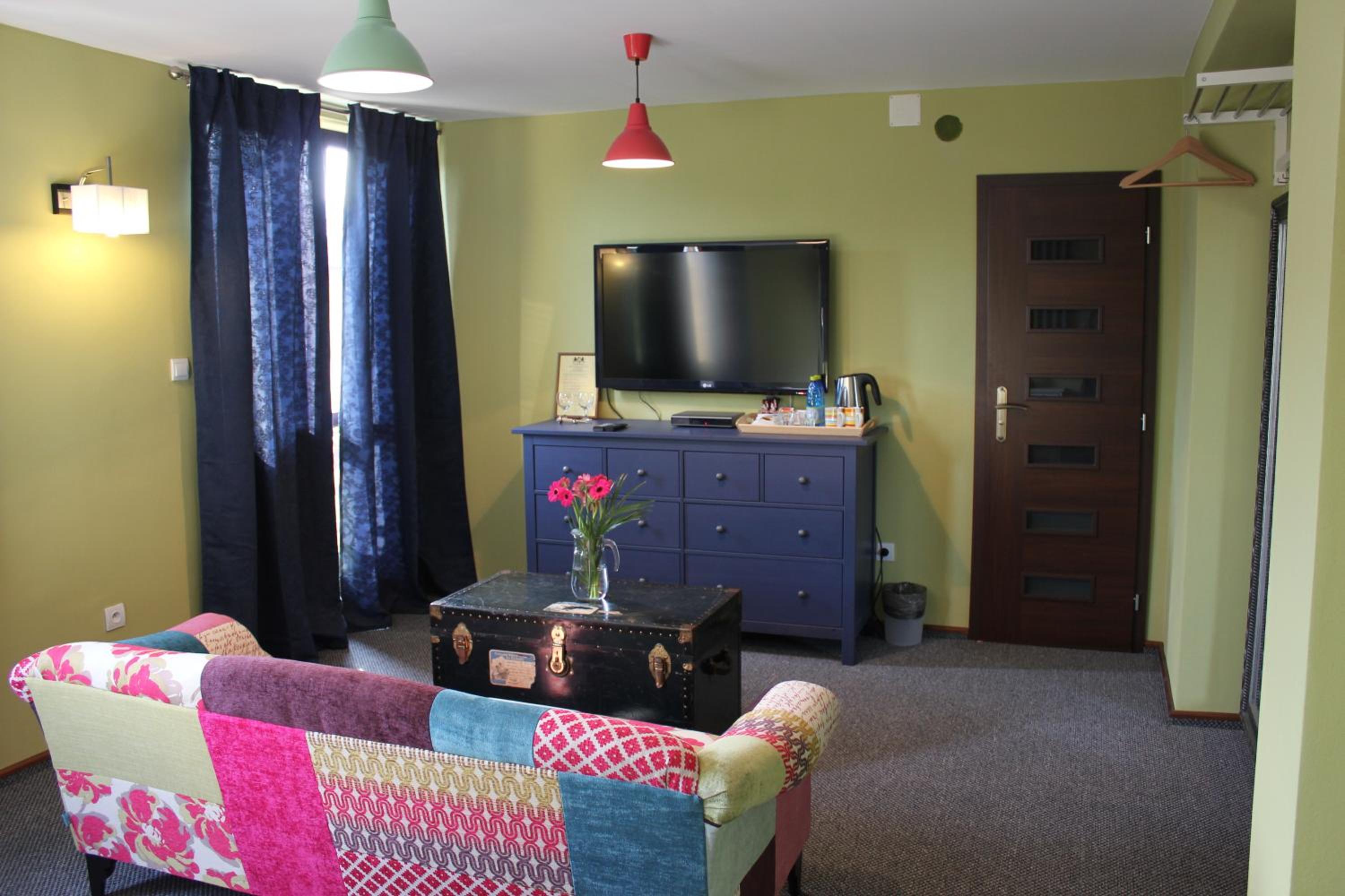 Photo 42