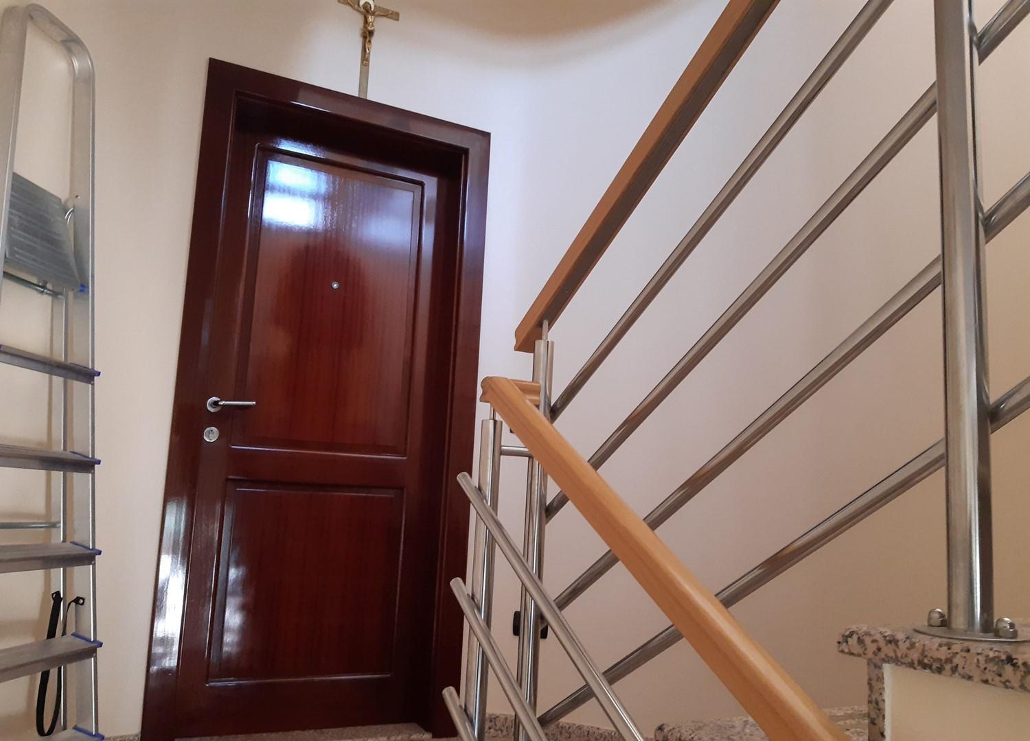 Apartments house Villa Teuta close to the sea