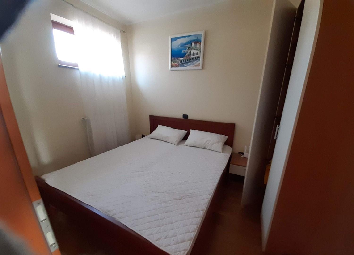 Apartments house Villa Teuta close to the sea