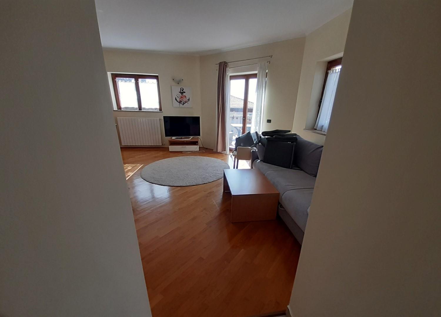 Apartments house Villa Teuta close to the sea