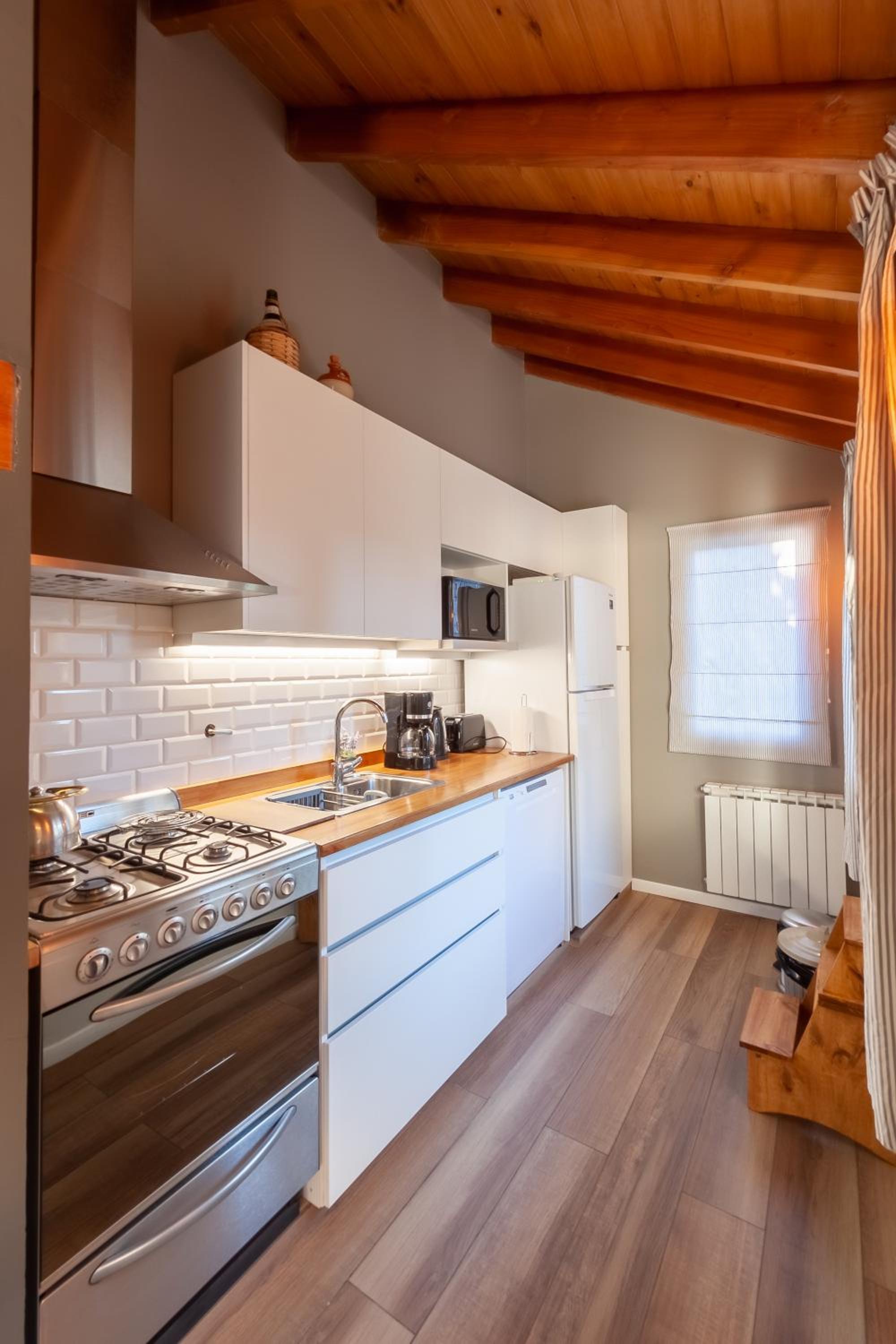 Casa anexa con entrada independiente y parrilla