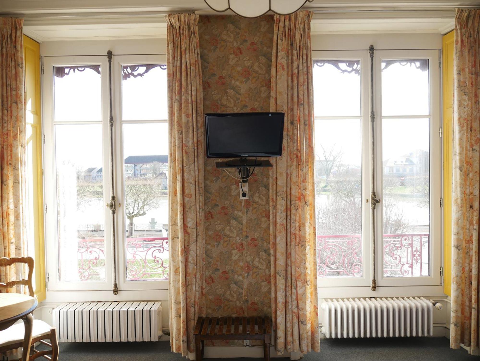 Chalon-Sur-Saone Vacations - Hotel Saint Jean - Property Image 8