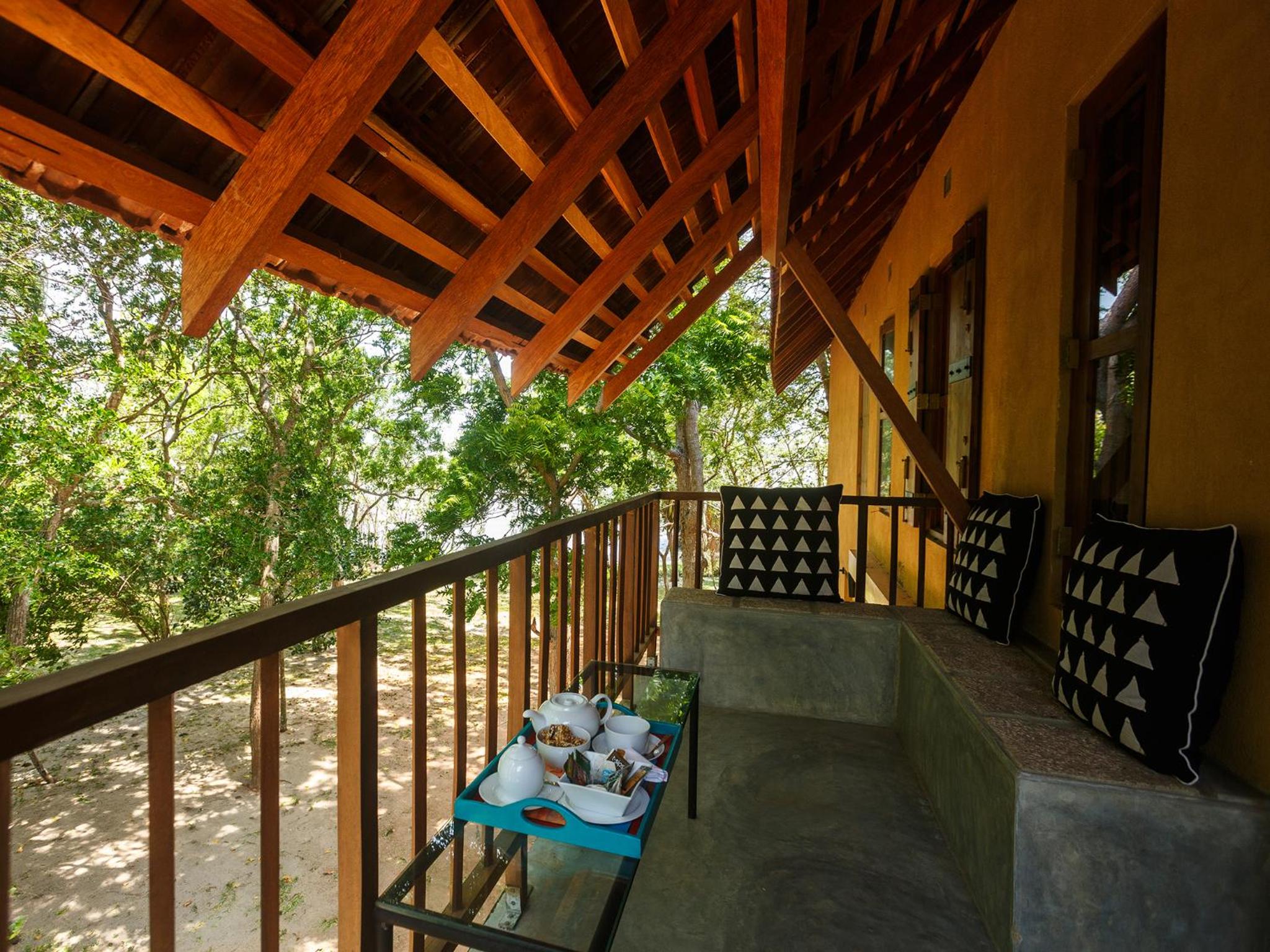 Lagoon House Rekawa view 5