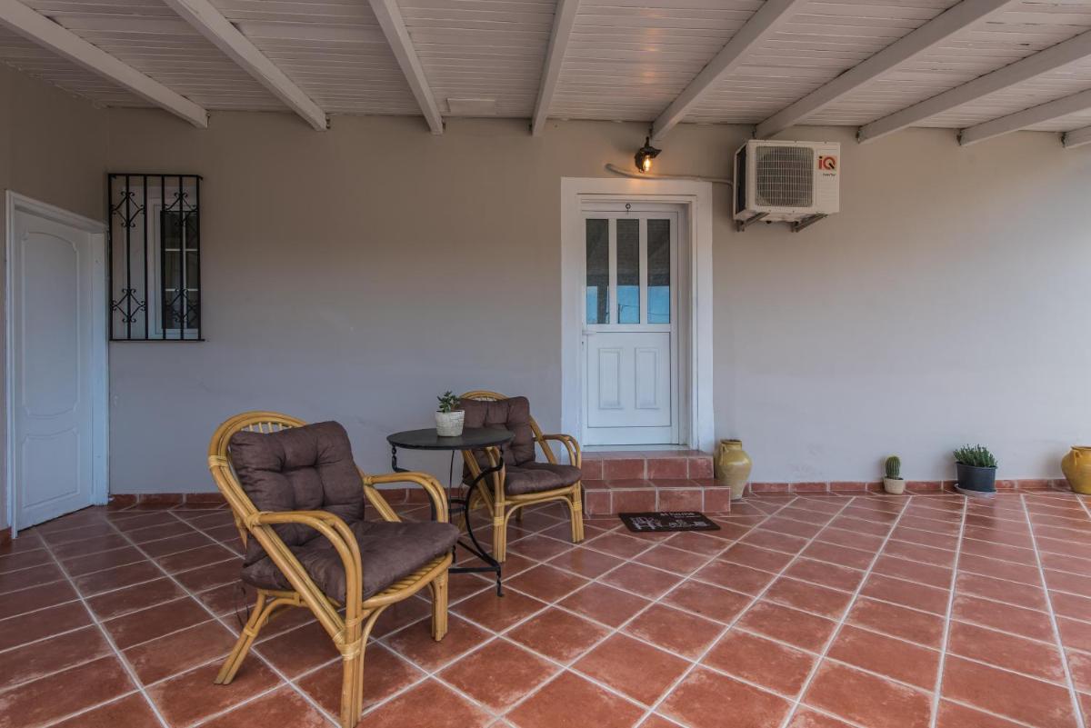Kanelos Garden House view 4