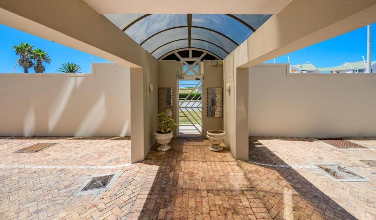 Cascades Self-Catering Apartments view 2