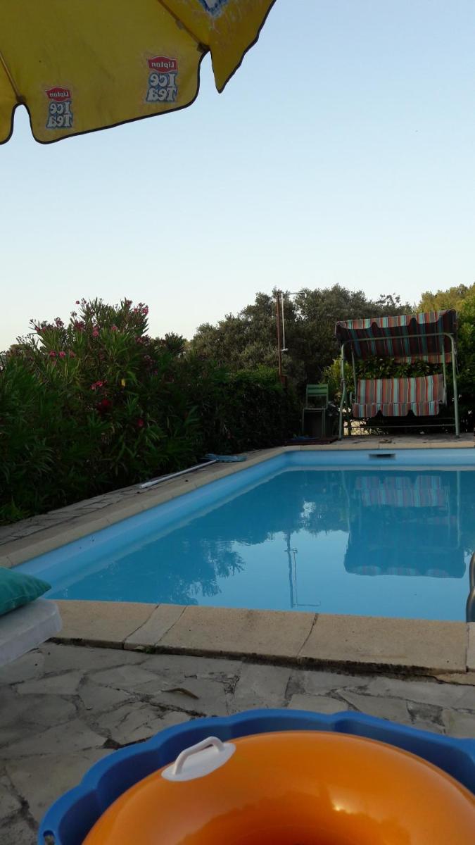 Photo 8