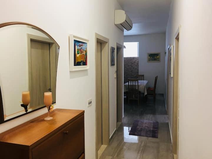 Apartment Kate, 3 - Bedroom (4+2), Large Terrace