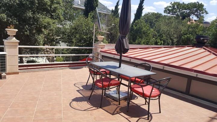 Apartment Kate, 3 - Bedroom (4+2), Large Terrace